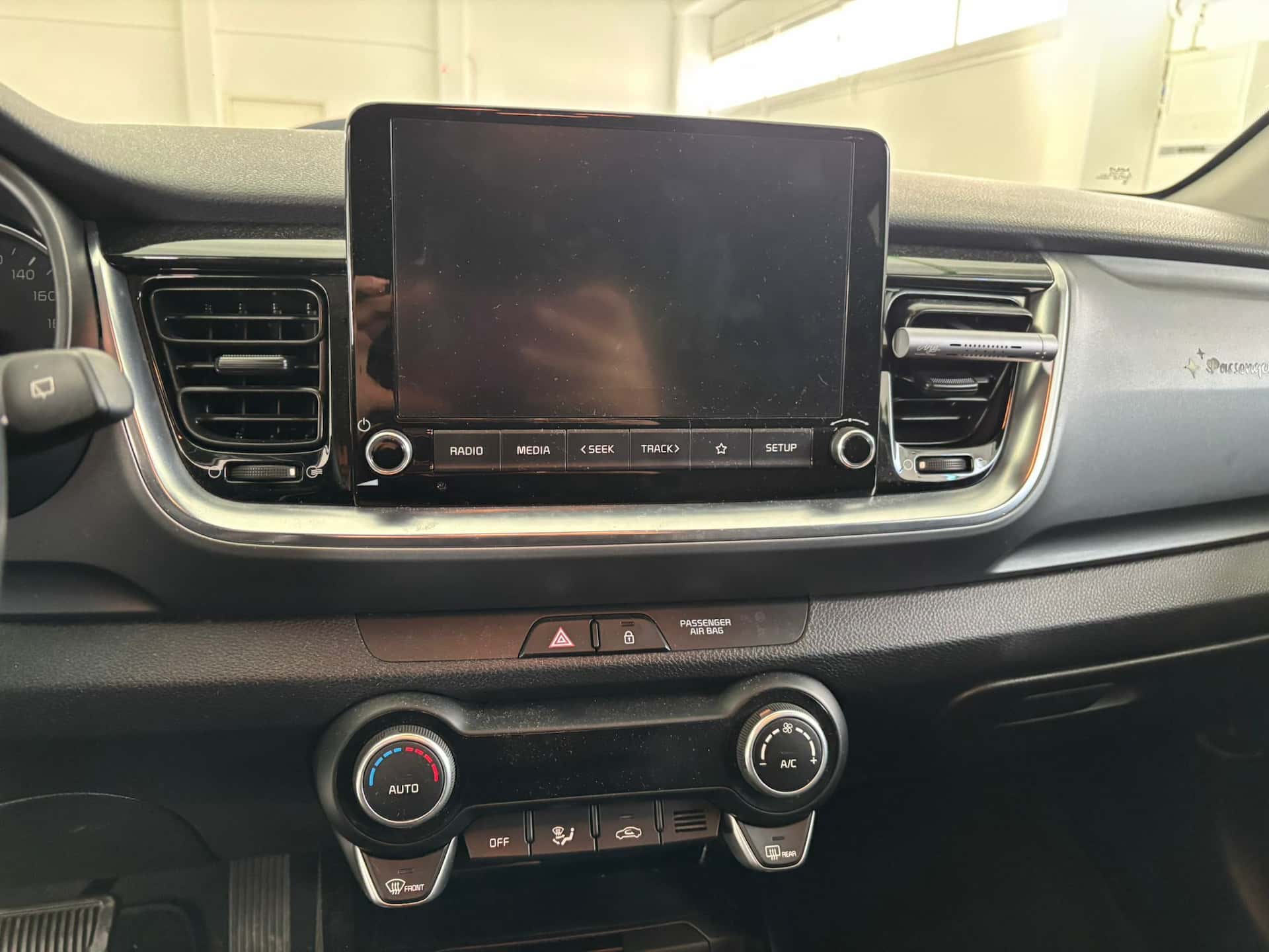 Kia Stonic 1.0 Style ecogpl 95cv dct - Immagine 15