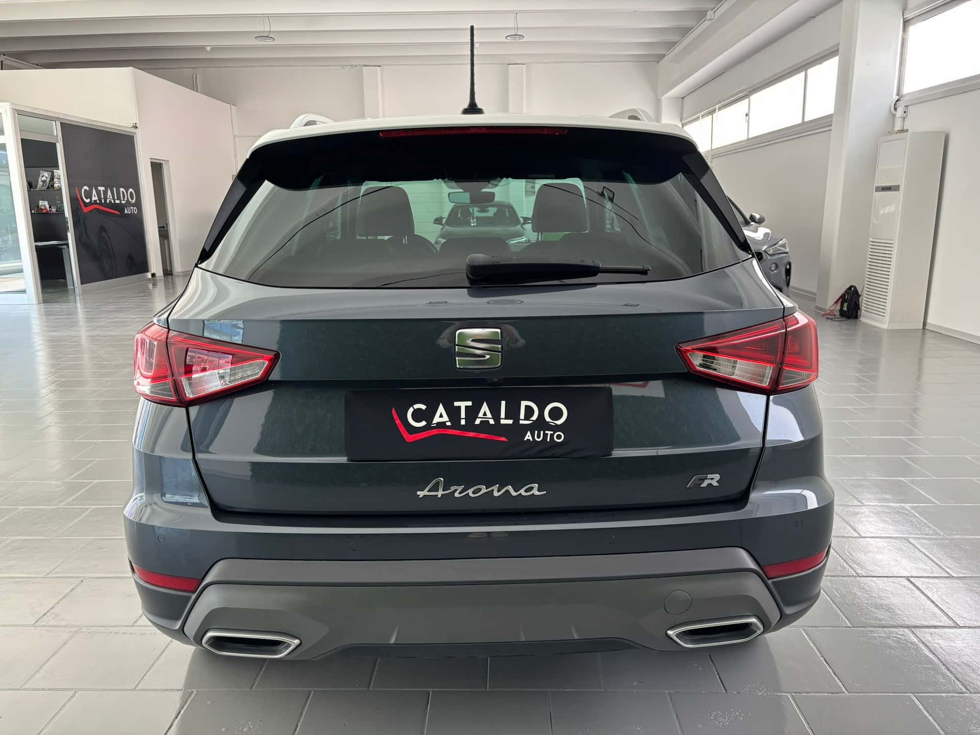 SEAT Arona 2022 1.0 ecotsi FR 110cv - Immagine 4