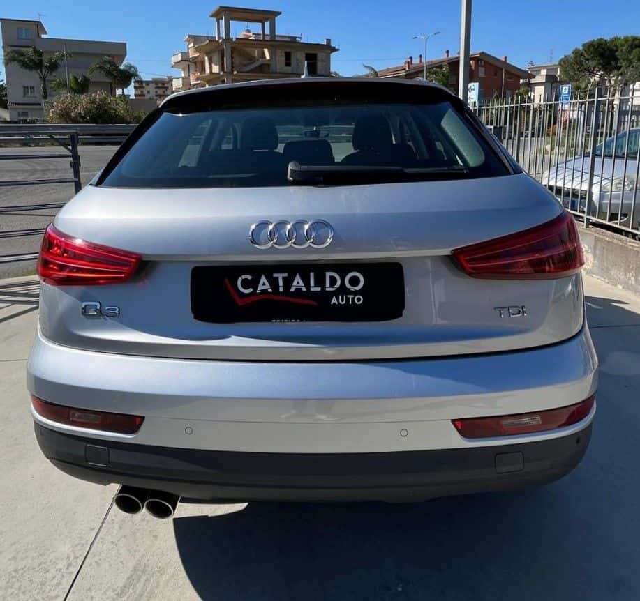 Audi Q3 2015 2.0 tdi Business 120cv - Immagine 3
