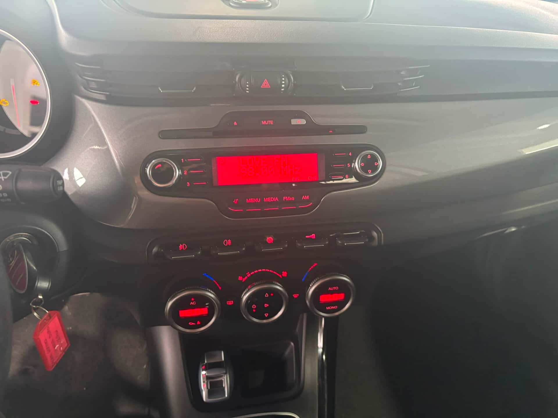 Alfa Romeo Giulietta III 2010 1.6 jtdm(2) Progression c/CL - Immagine 14