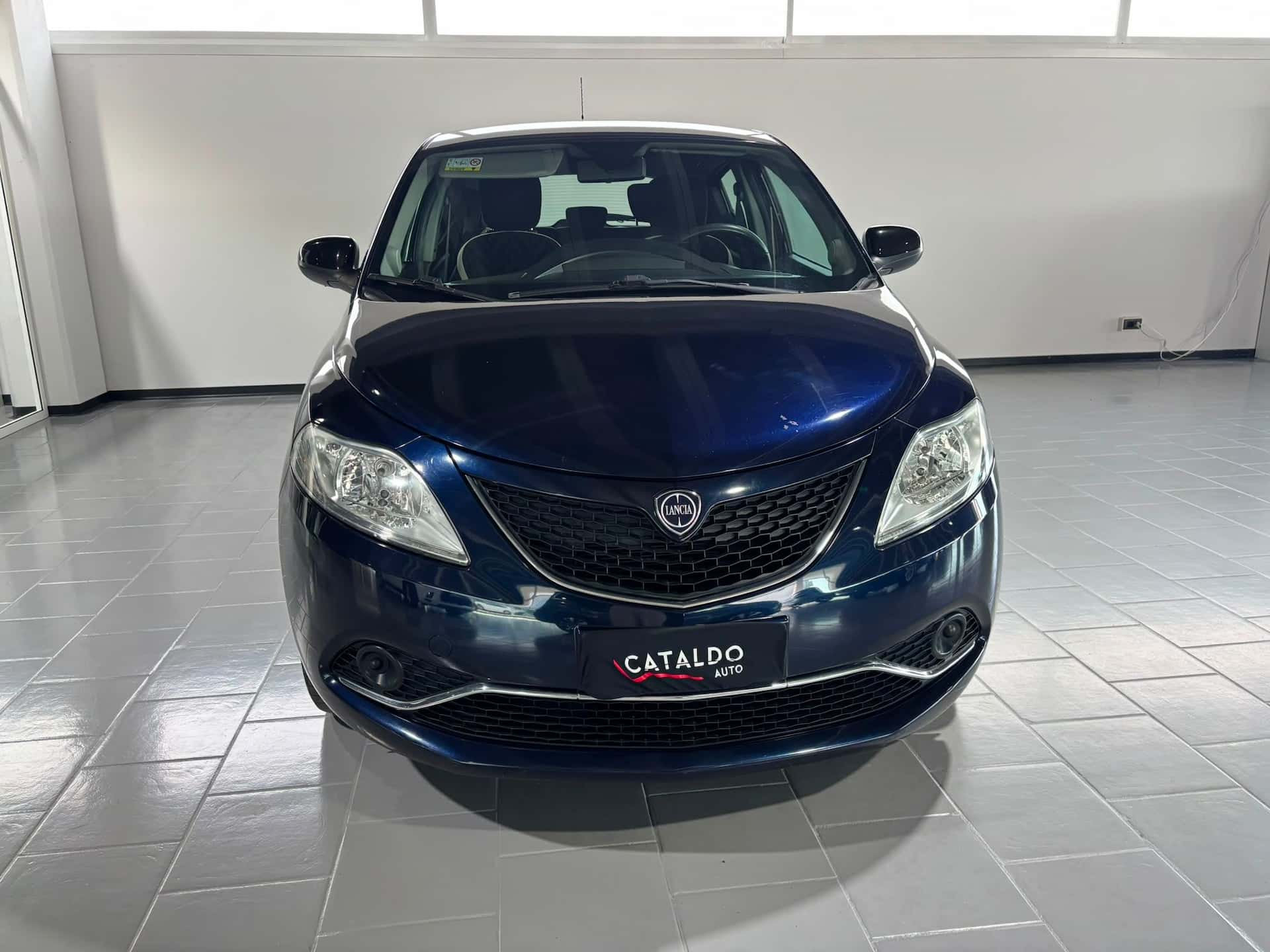 Lancia Ypsilon III 2015 1.2 Silver ecochic Gpl 69cv - Immagine 8