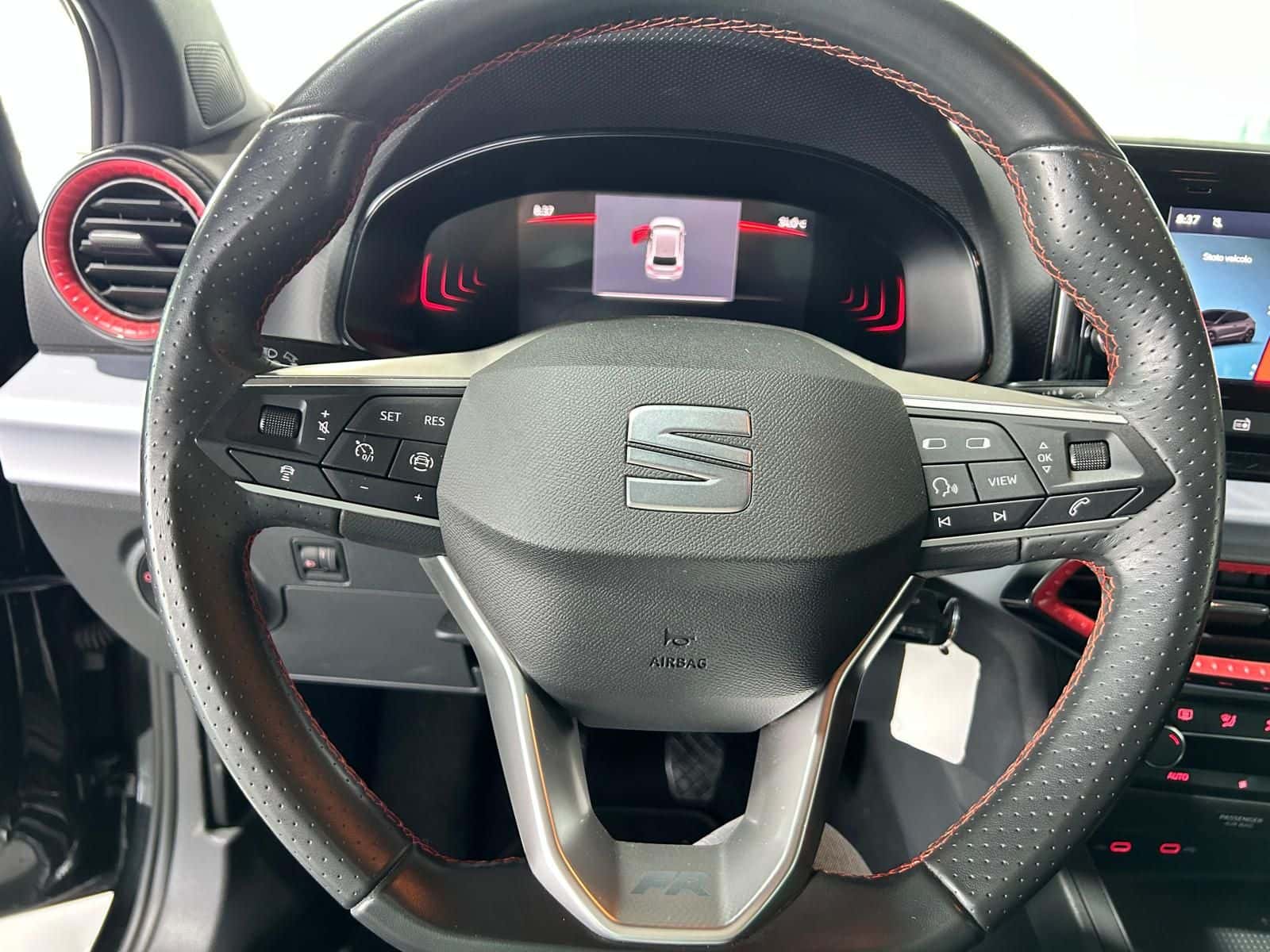 SEAT Ibiza V 2017 1.0 ecotsi FR 95cv - Immagine 10