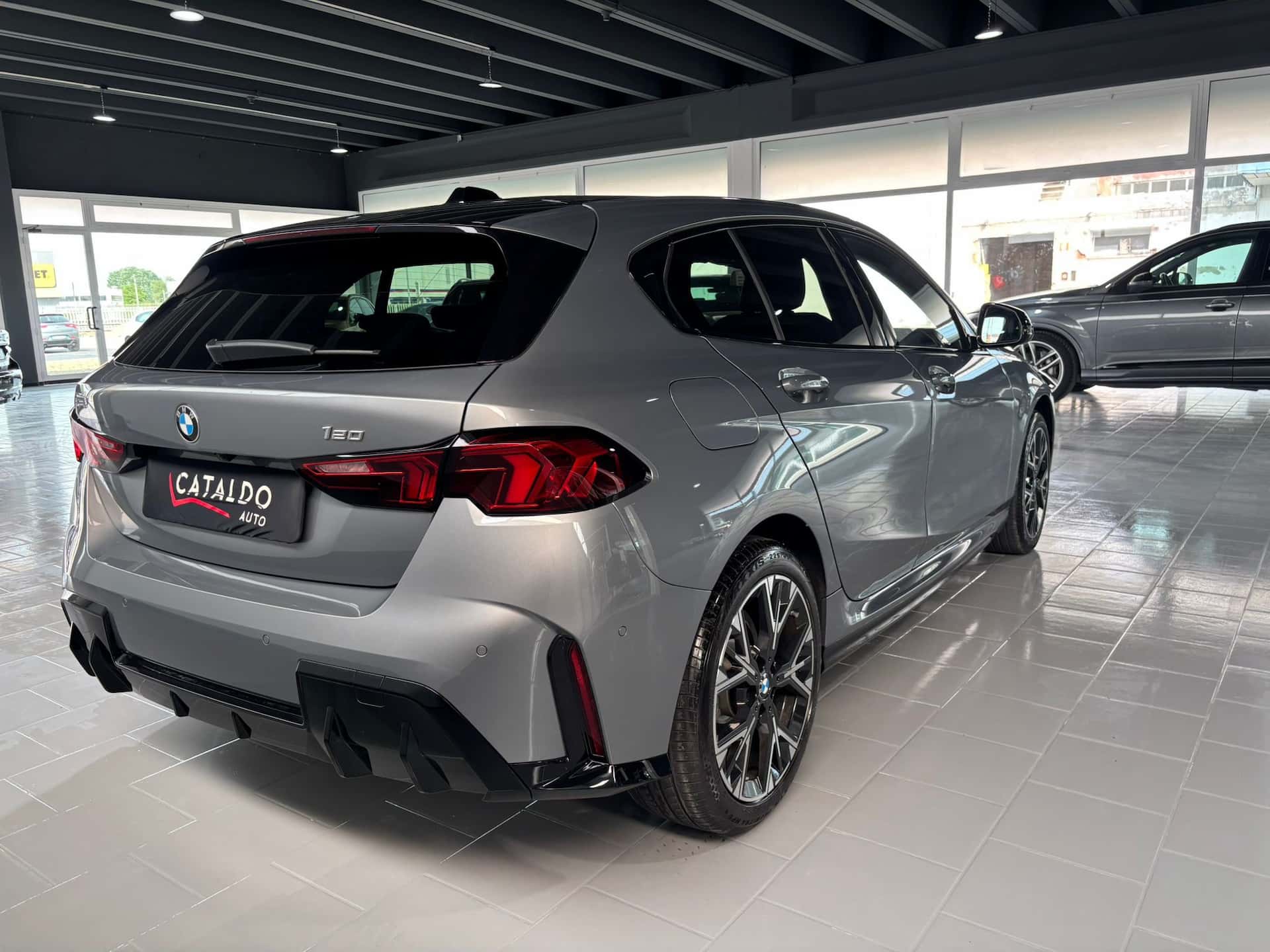 BMW 120 Serie 1 F70 48V MSport auto - Immagine 5