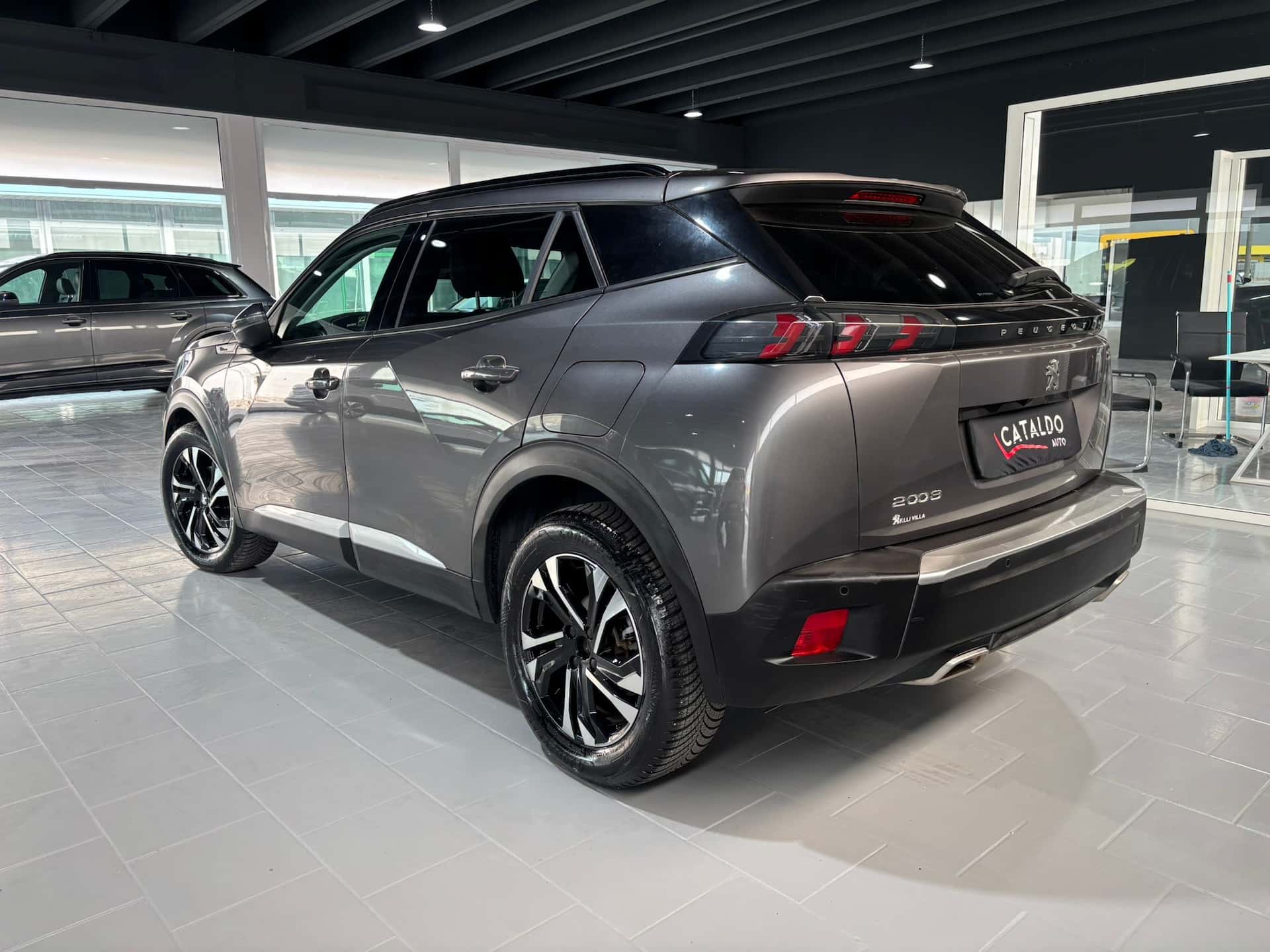 Peugeot 2008 II 2020 1.2 puretech Allure Pack  - Immagine 3