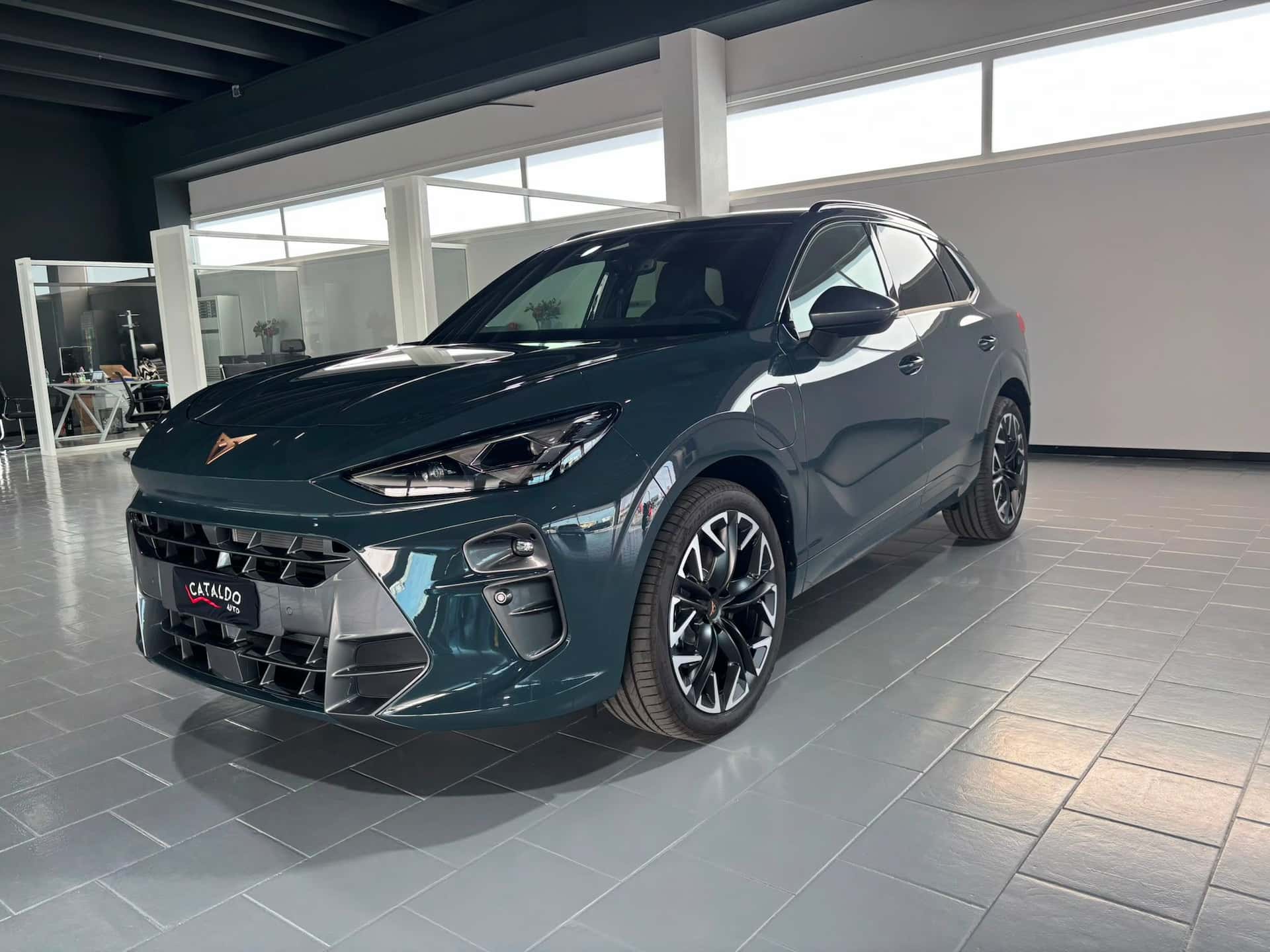 CUPRA Terramar 1.5 e-hybrid 150cv dsg IMPULSE - Immagine 1