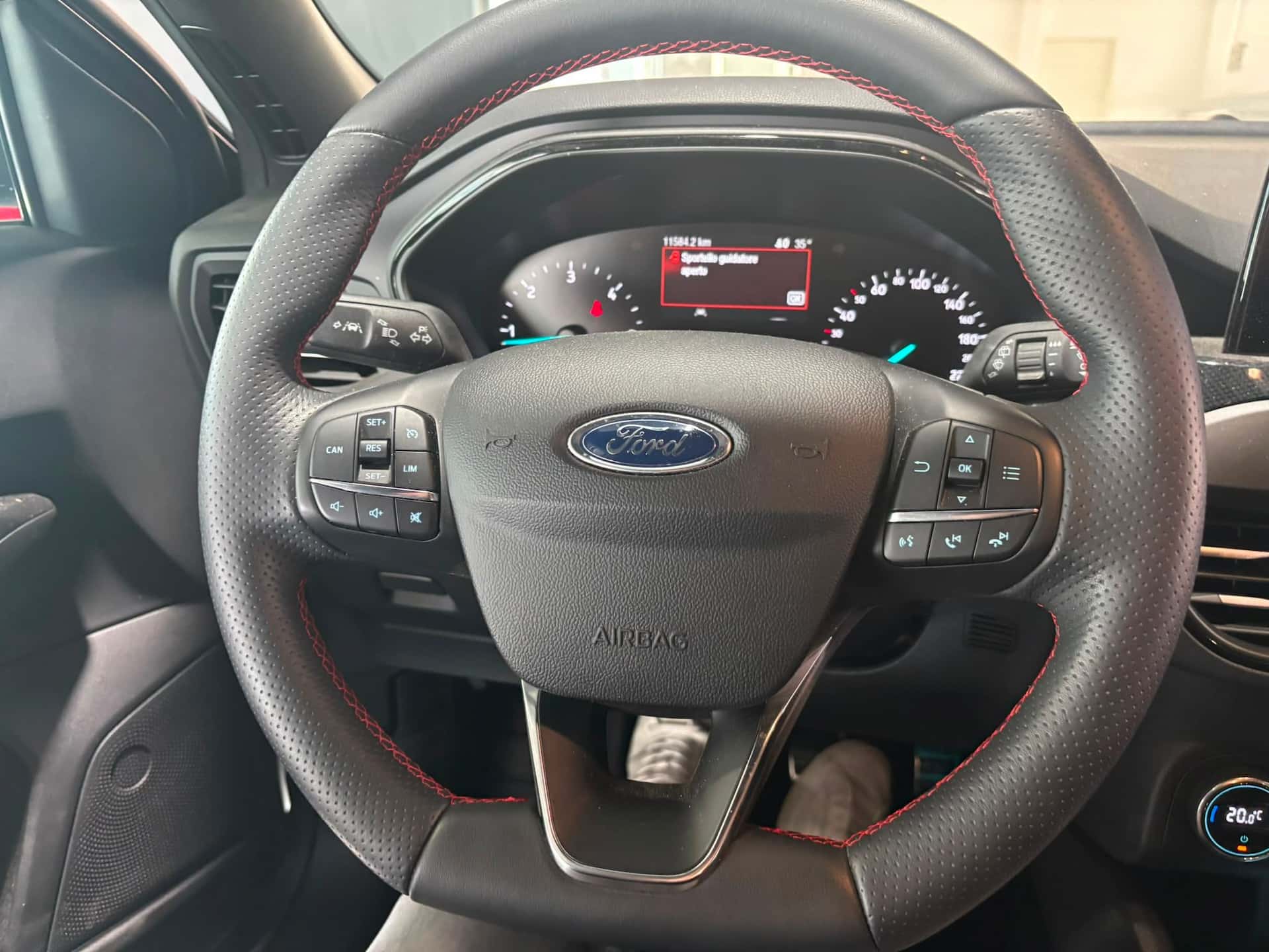 Ford Focus V 2018 SW 1.5 ecoblue ST-Line  - Immagine 10