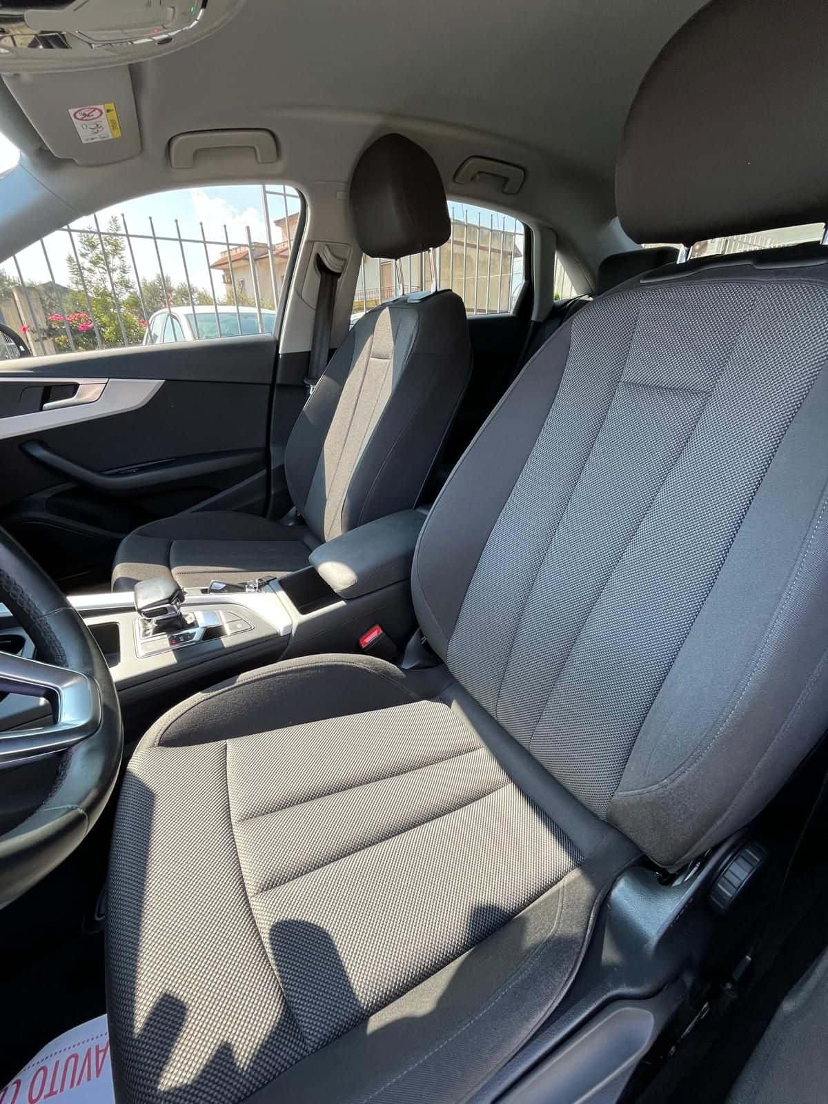 Audi A4 V 2019 Berlina 35 2.0 tdi mhev Business 163cv s-tronic - Immagine 7