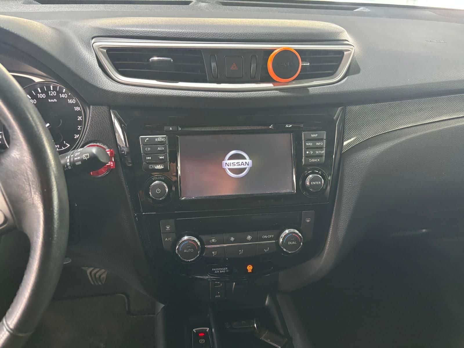 Nissan X-Trail III 2014 1.6 dci N-Vision 2wd - Immagine 15