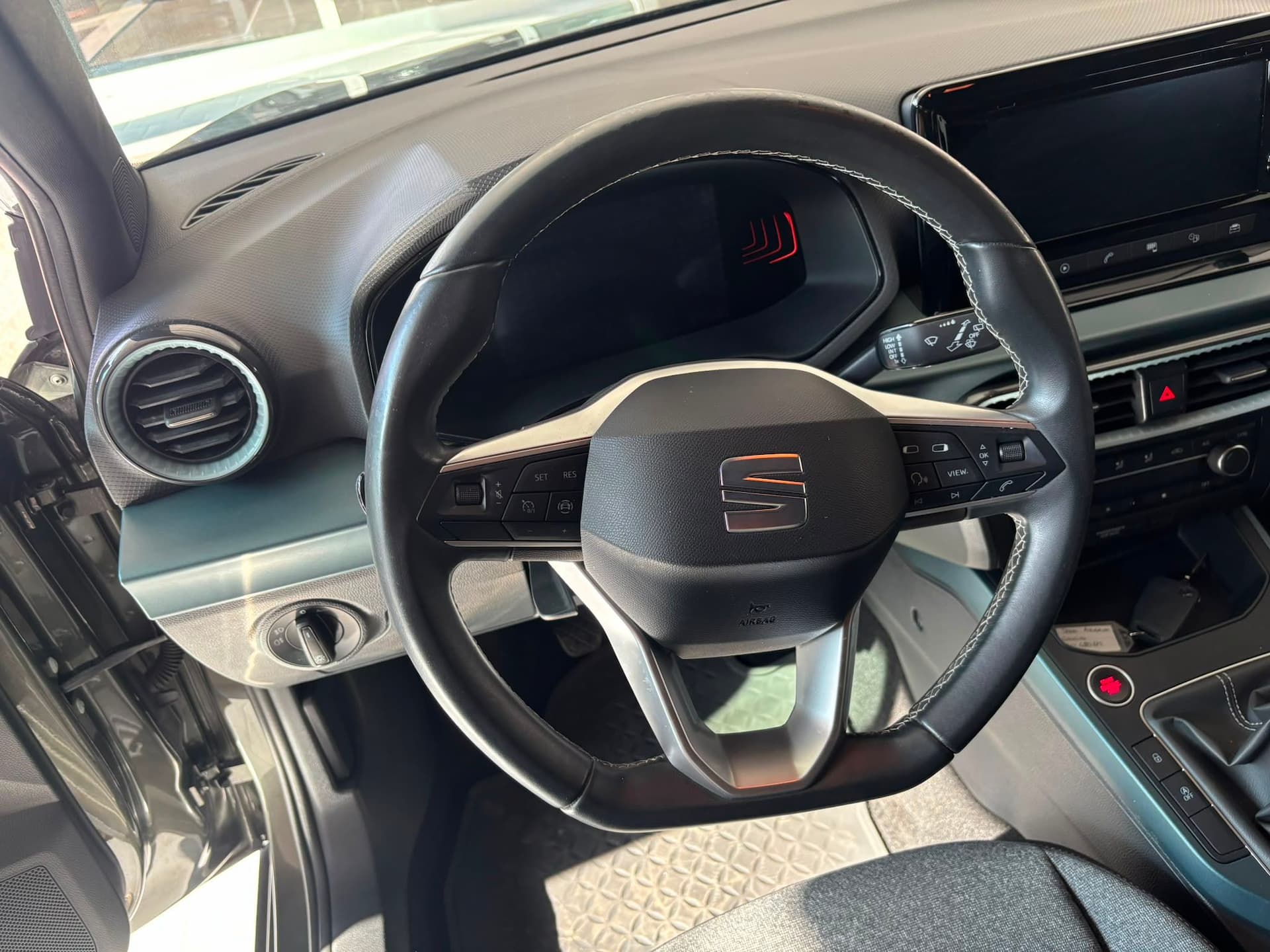 Seat Arona 1.0 EcoTSI XPERIENCE - Miniatura 11