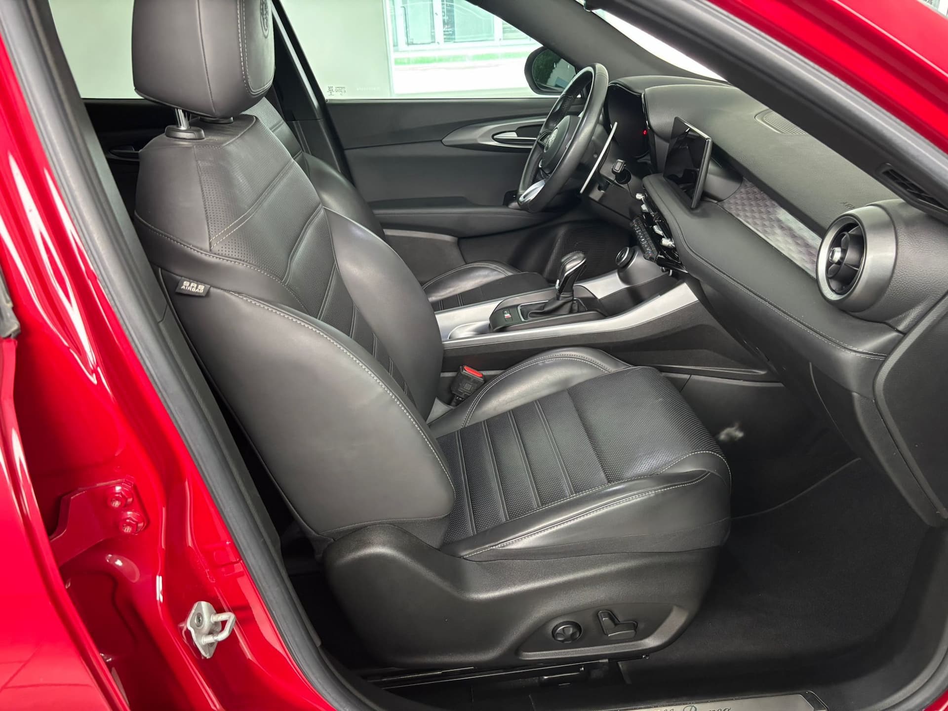 Alfa Romeo Tonale 1.5 hybrid Veloce 160cv tct7 - Miniatura 17