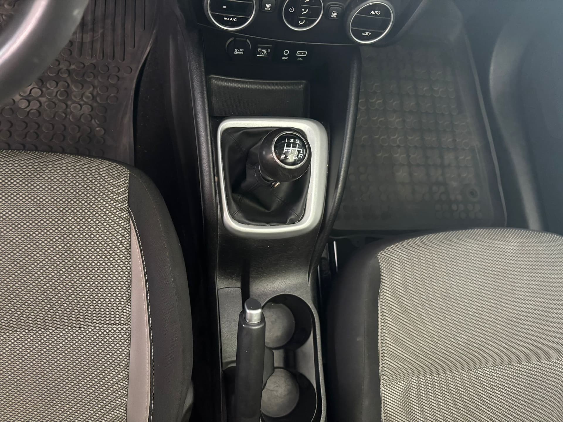 Fiat Tipo 4 porte II 2016 1.4 Opening Edition 95cv - Miniatura 15