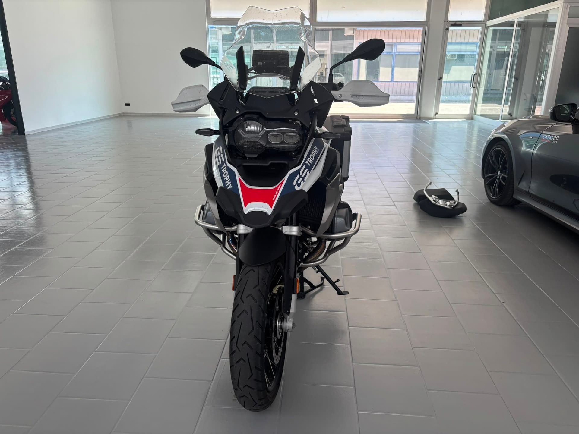 BMW R 1250 GS THOPHY  - Miniatura 2