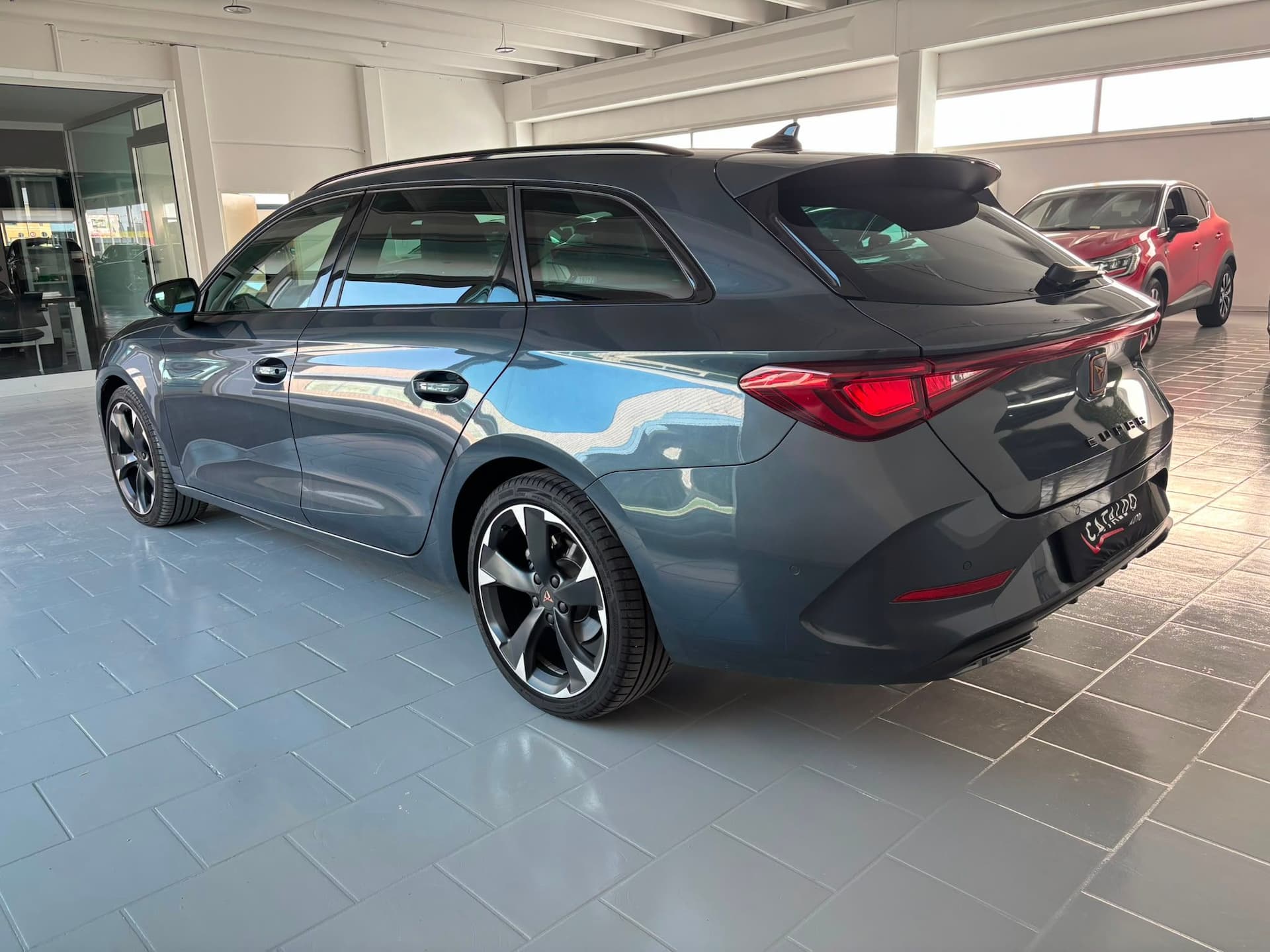 CUPRA Leon Sportstourer 2020 1.5 hybrid 150cv dsg - Miniatura 3