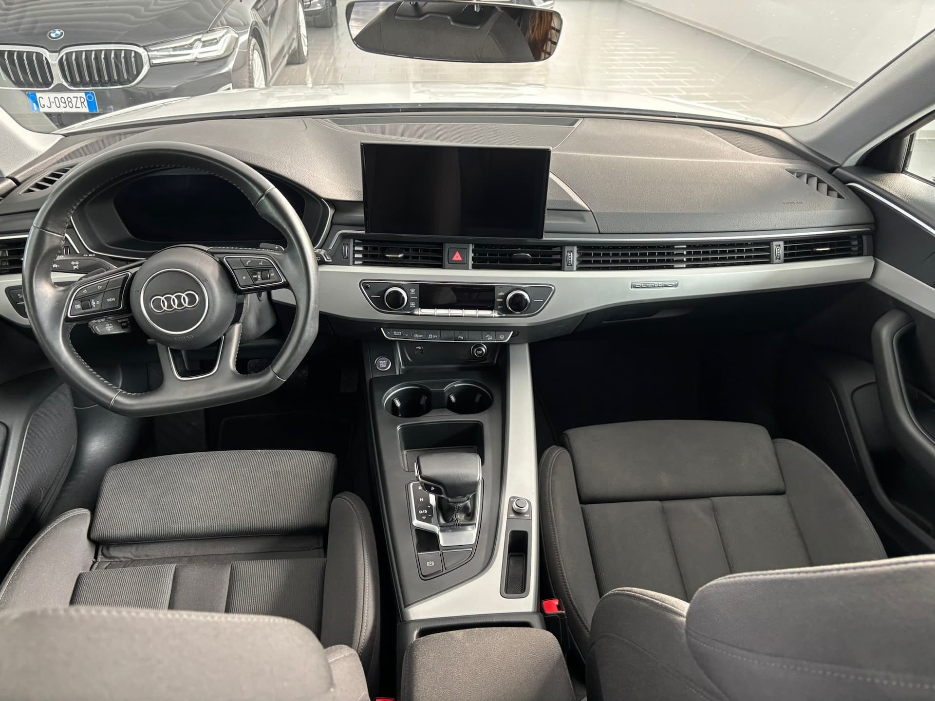 Audi A4 2019 Allroad Quattro 40 2.0 tdi Identity Contrast quattro 190cv s tronic - Miniatura 11
