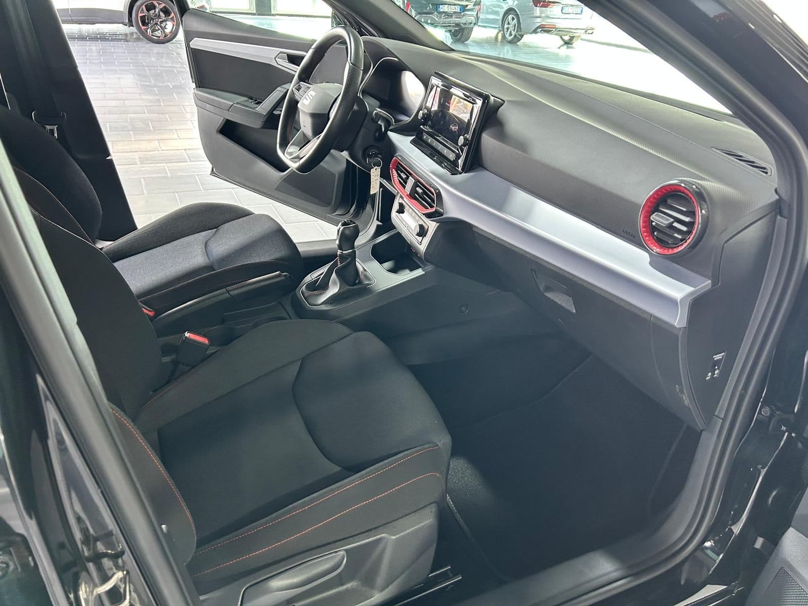 SEAT Ibiza V 2017 1.0 ecotsi FR 95cv - Miniatura 17