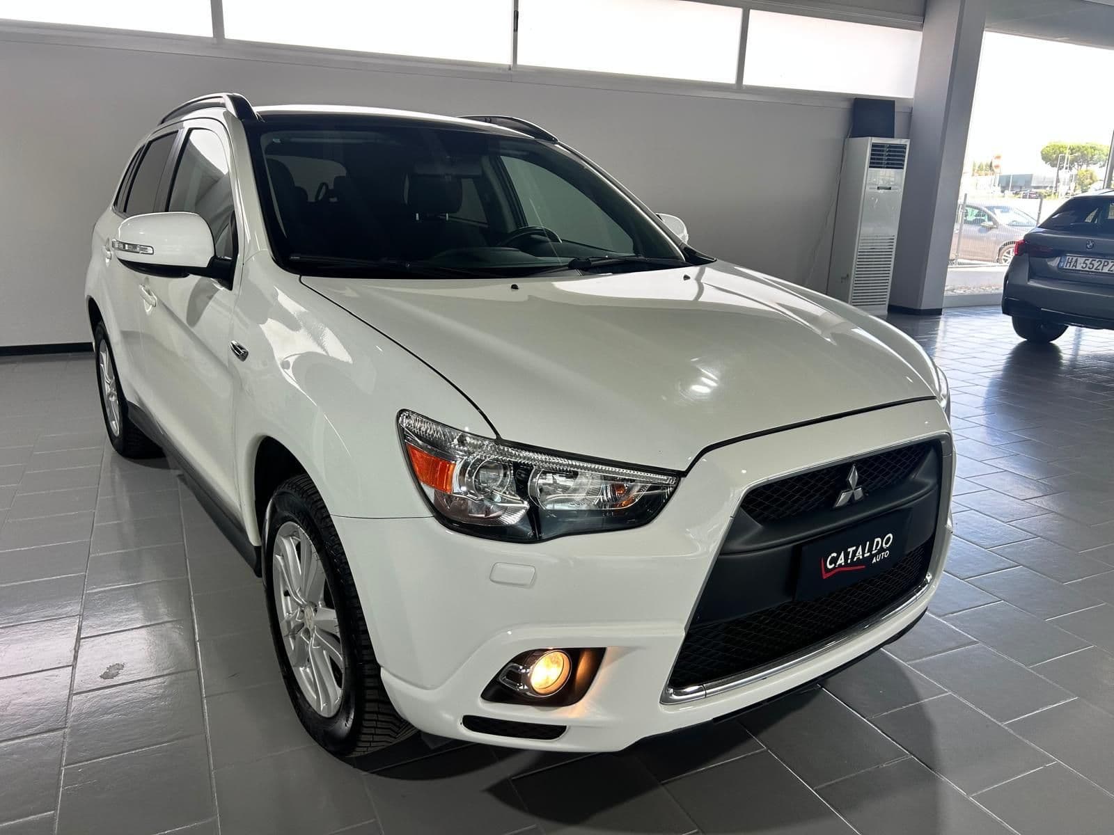 Mitsubishi ASX  I 2010 1.8 Inform 2wd - Miniatura 4
