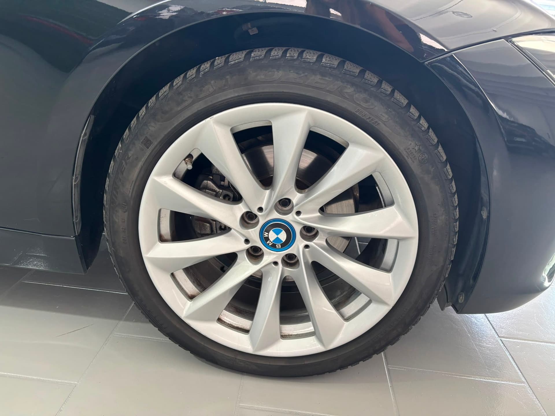 BMW 330 Serie 3 F30 2015 Berlina 330e Luxury auto - Miniatura 22