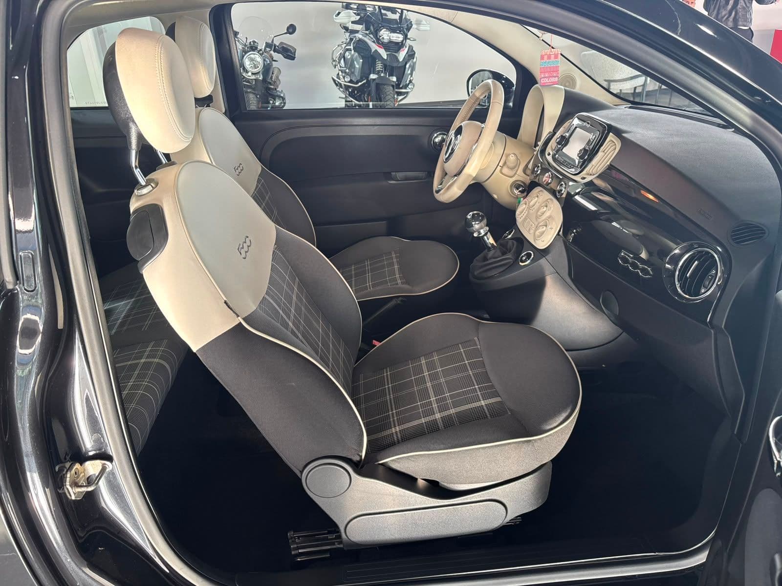 Fiat 500 III 2015 1.2 Lounge 69cv - Miniatura 17