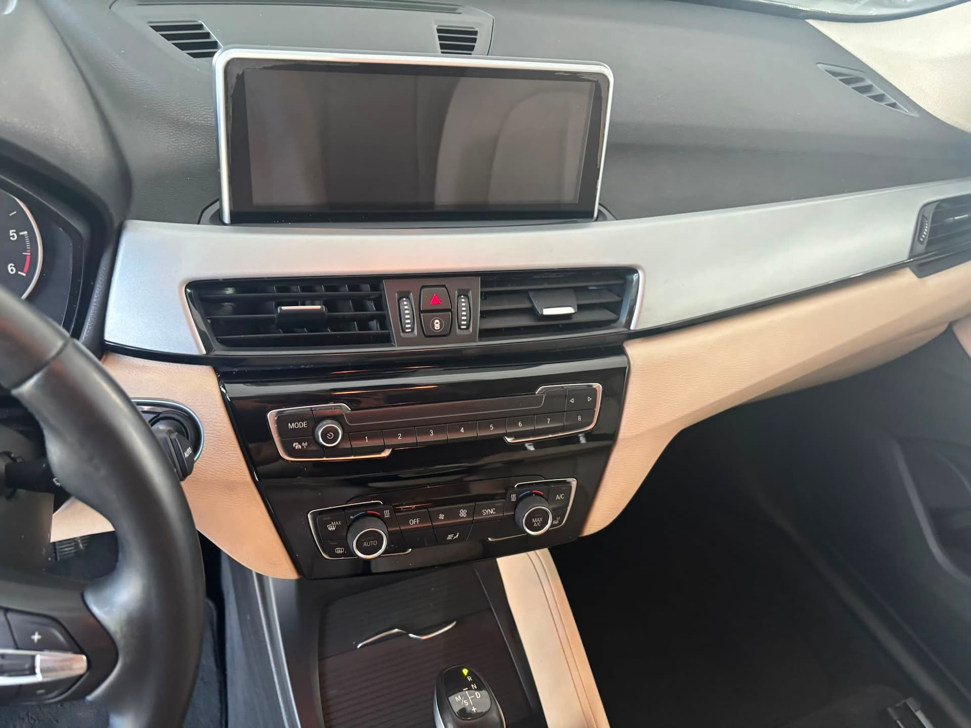BMW X1 F48 sdrive18d Advantage auto - Miniatura 14