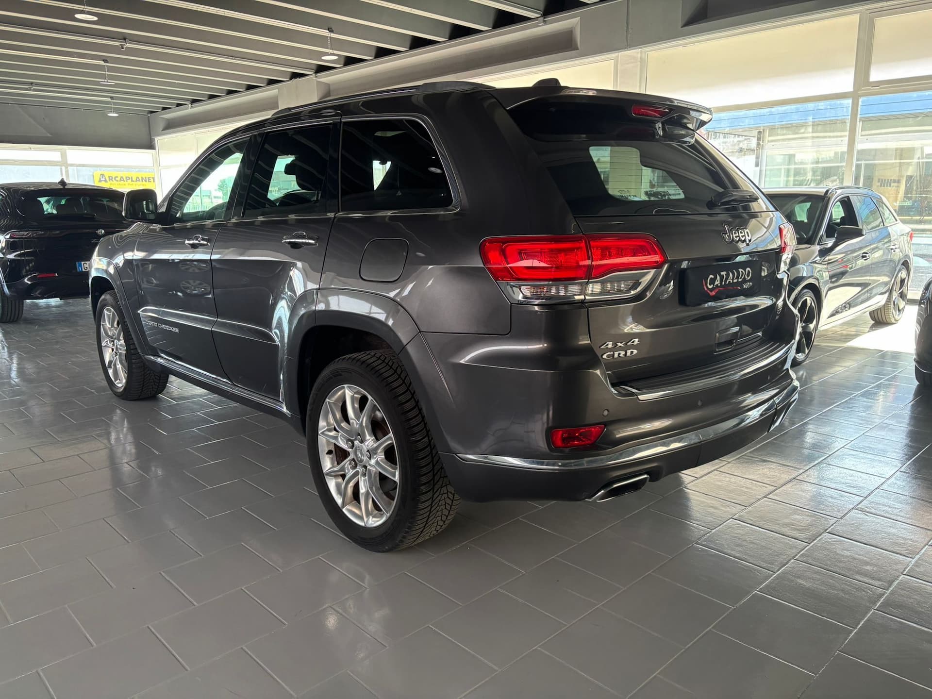 Jeep Grand Cherokee IV 2013 3.0 crd (mjt II) V6 Summit 250cv auto - Miniatura 3