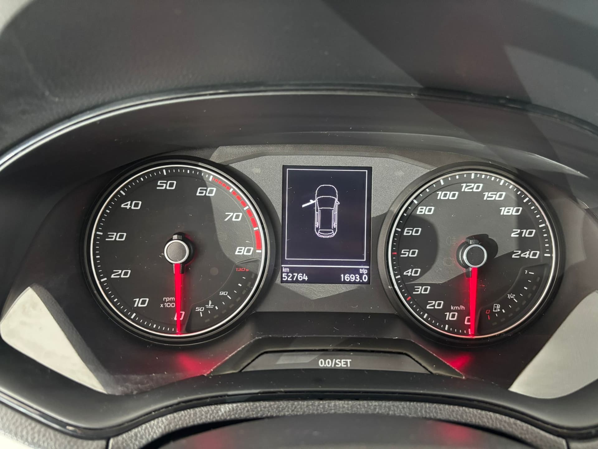 SEAT Arona 2017 1.0 ecotsi Xcellence 95cv my18 - Miniatura 13