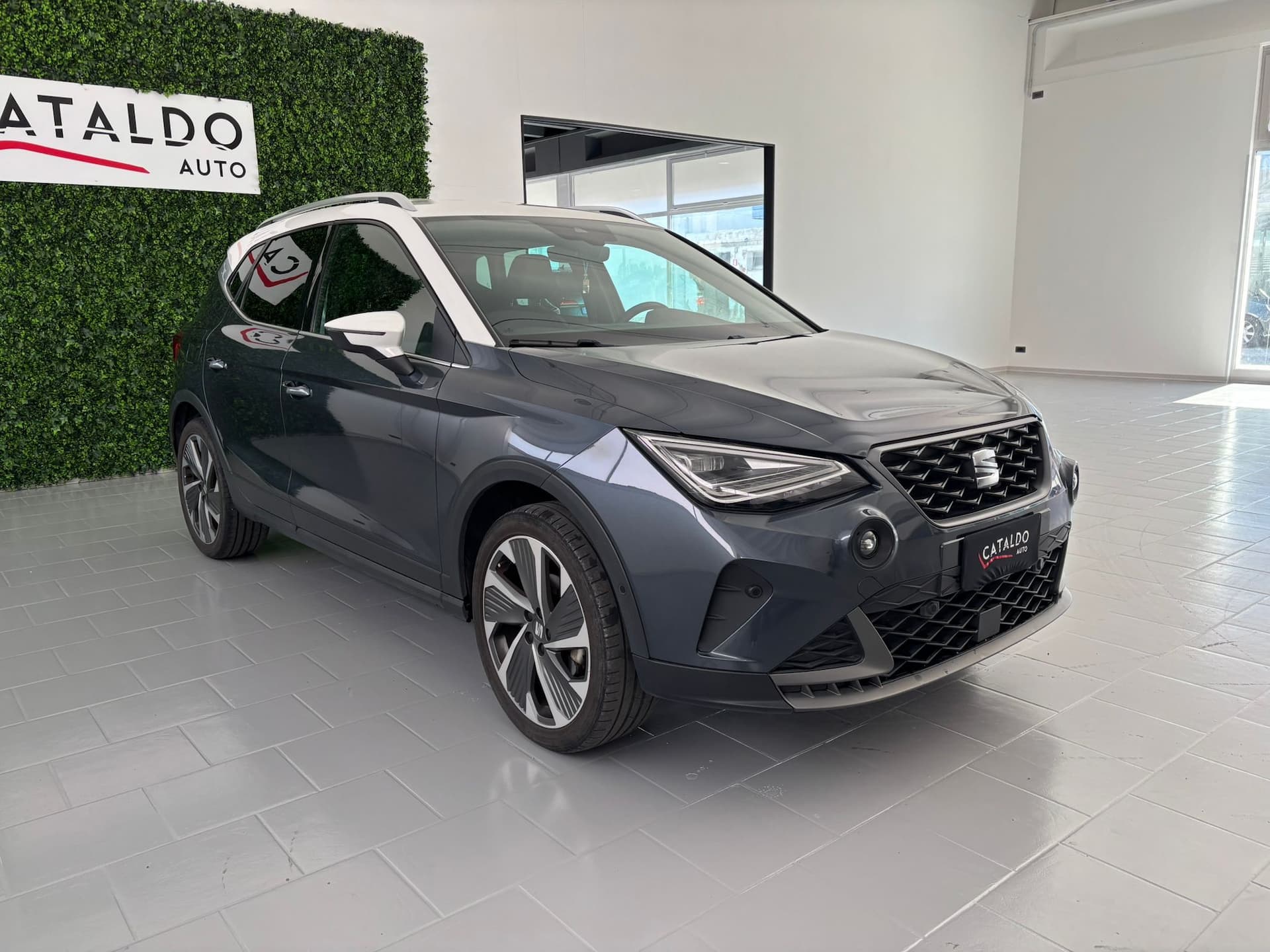 SEAT Arona 2022 1.0 ecotsi FR 110cv - Miniatura 7