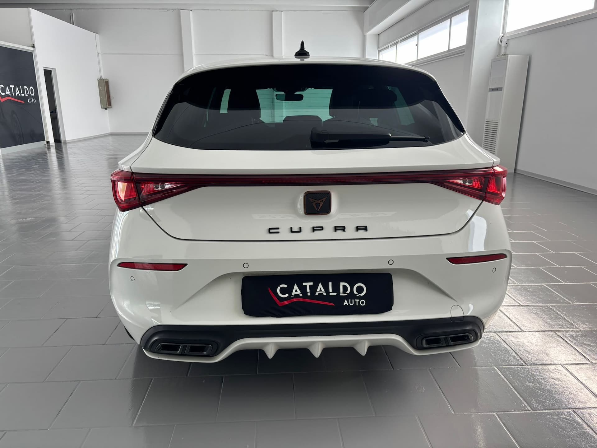CUPRA Leon 2020 1.5 tsi 150cv - Miniatura 4