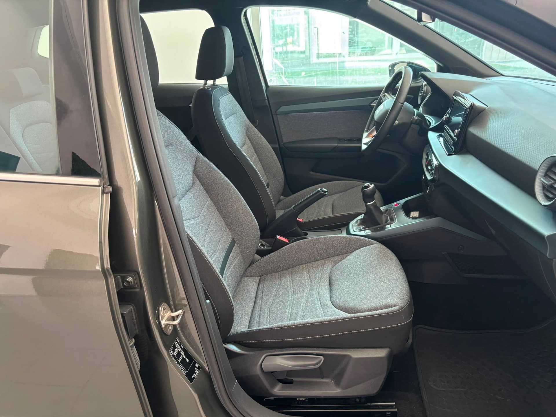 Seat Arona 1.0 EcoTSI XPERIENCE - Miniatura 15