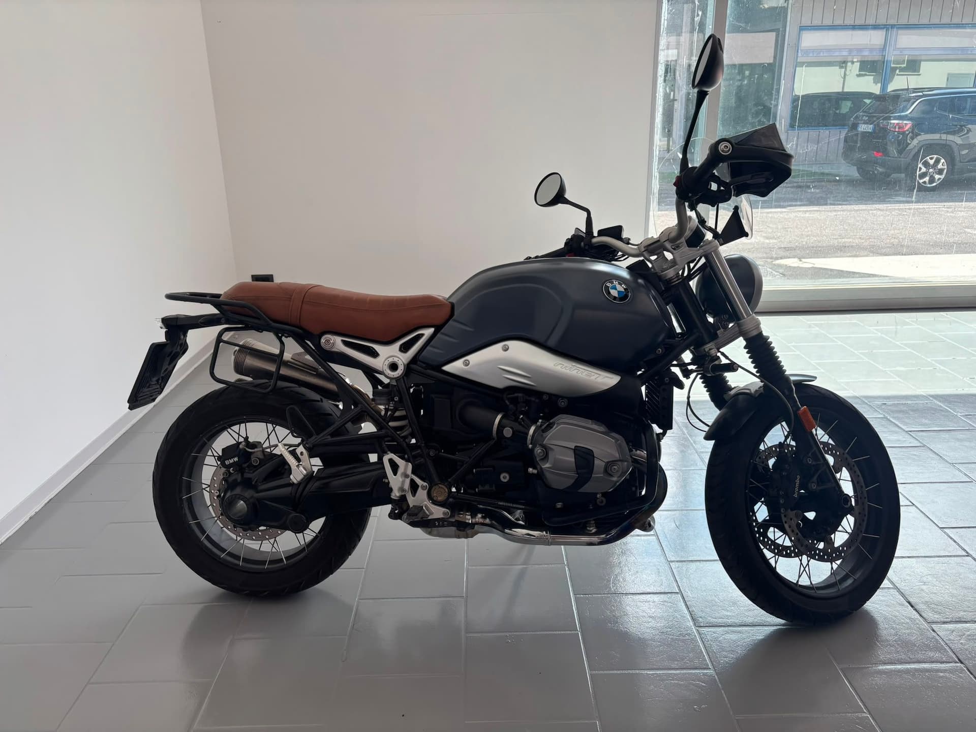 BMW R nineT Scrambler - Miniatura 5
