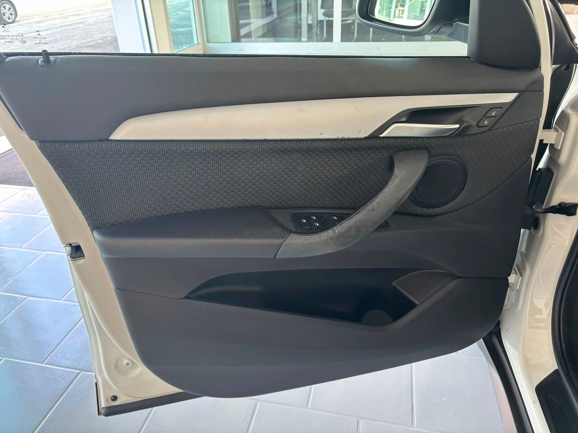 Bmw X1 sDrive18d - Miniatura 9
