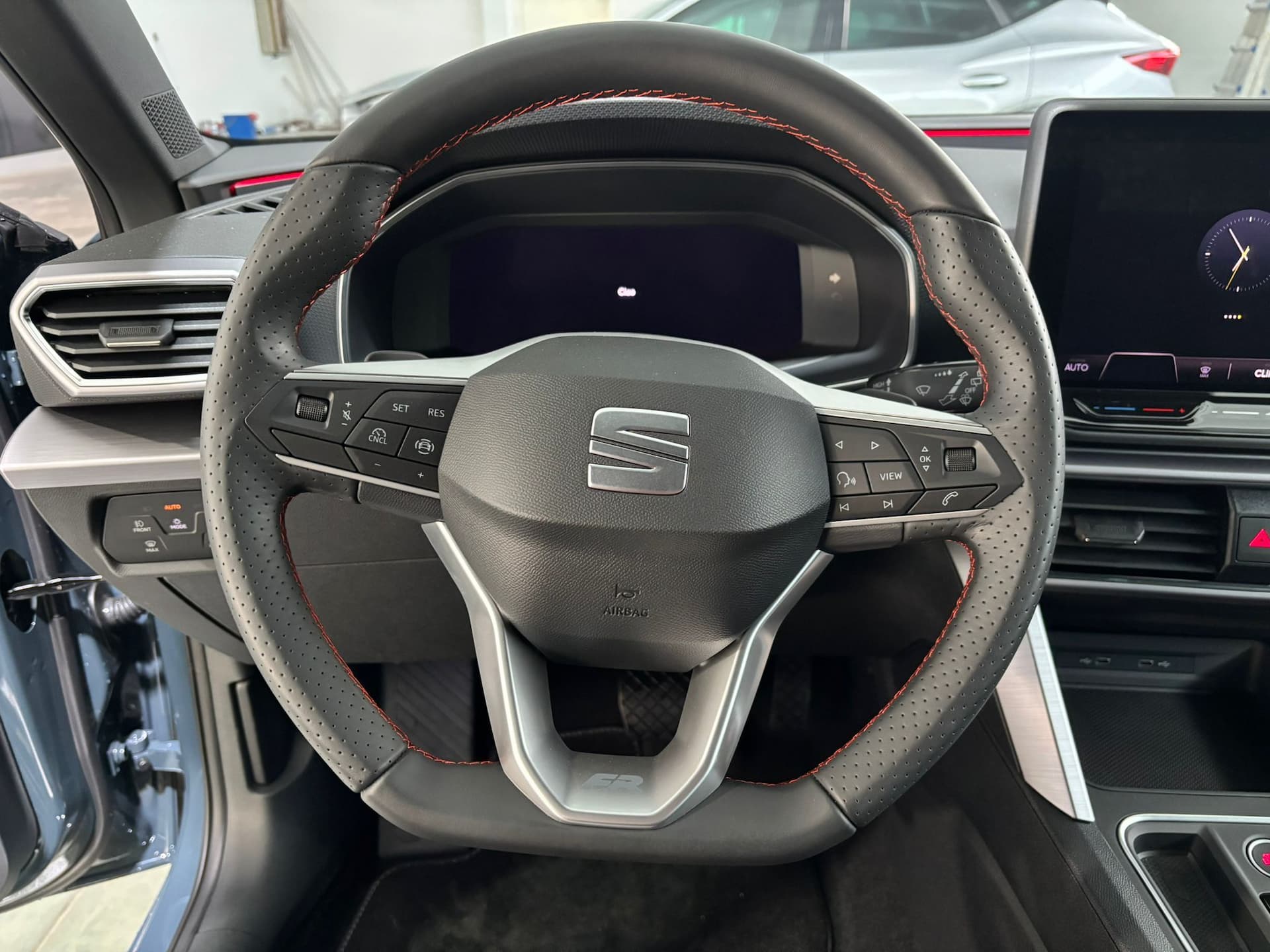 SEAT Leon IV 2020 1.5 hybrid FR 116cv dsg - Miniatura 12