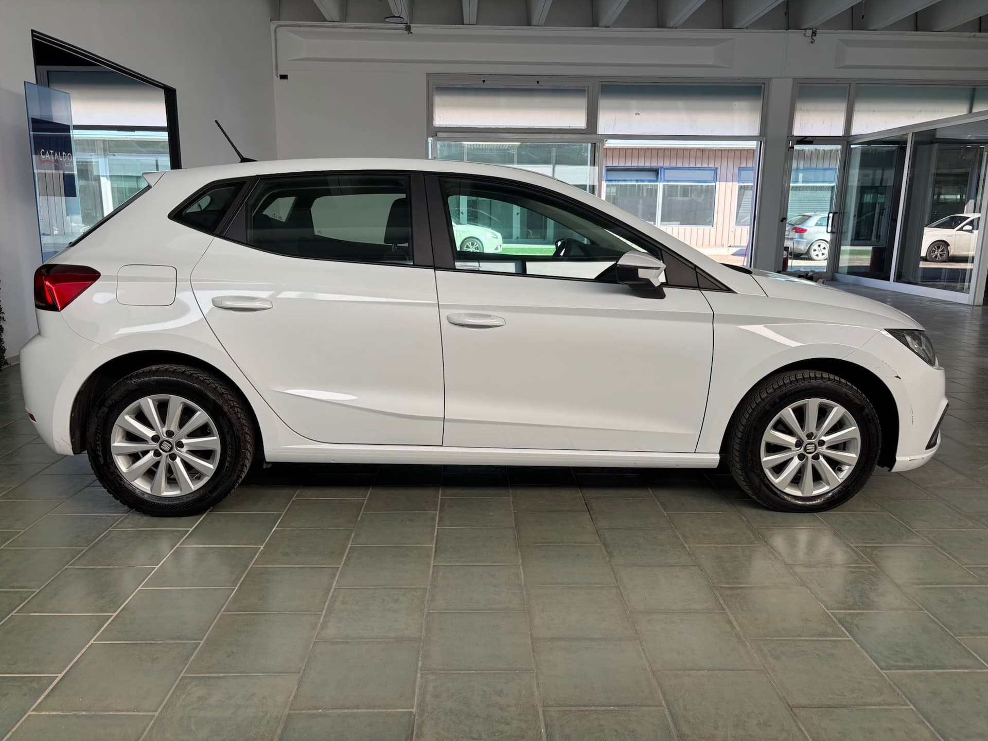 SEAT Ibiza V 2017 1.6 tdi Business 95cv - Miniatura 6