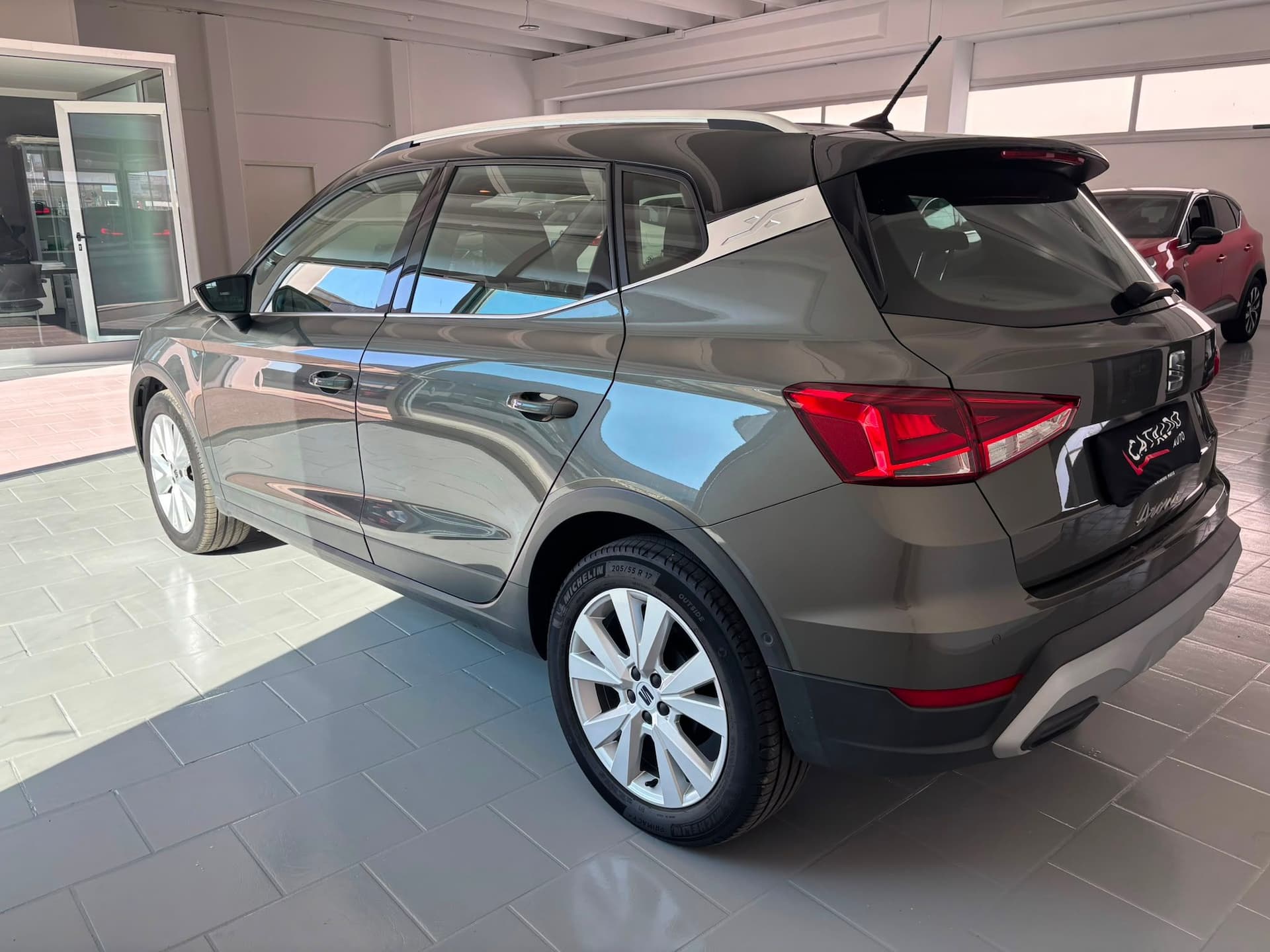 Seat Arona 1.0 EcoTSI XPERIENCE - Miniatura 2