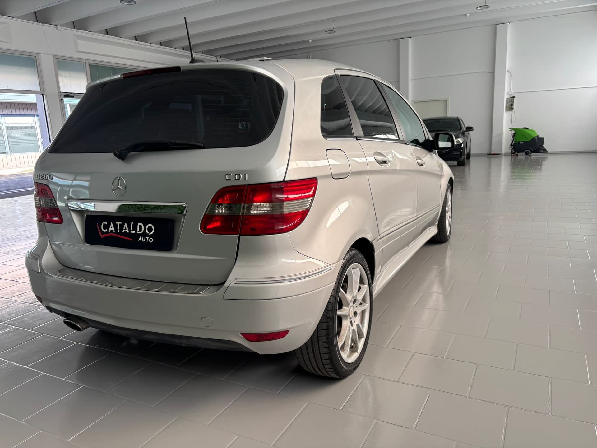 Mercedes-Benz B 200 Classe B - T245 cdi Sport FL - Miniatura 5