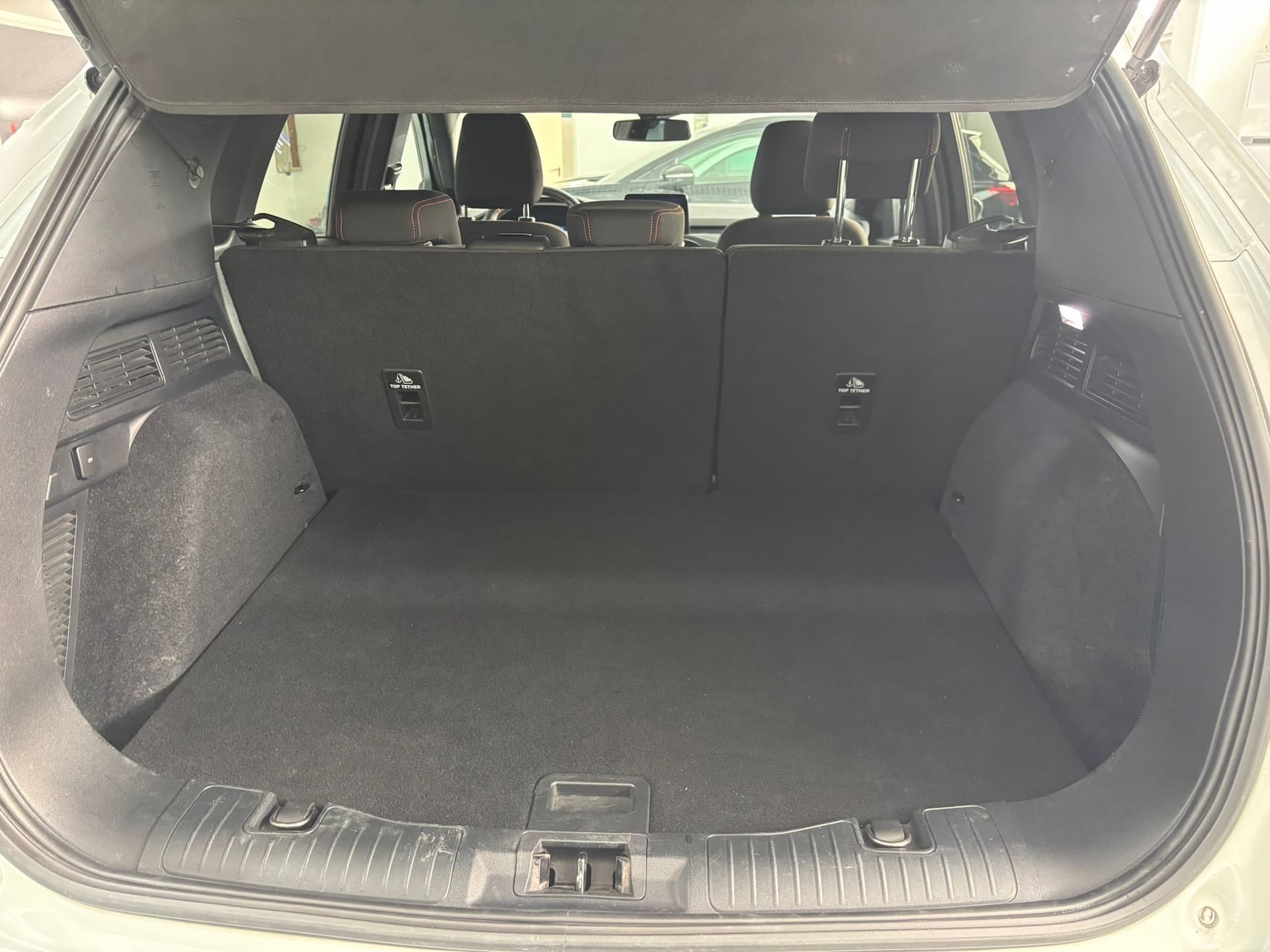 Ford Kuga III 2020 1.5 ecoblue ST-Line 2wd 120cv - Miniatura 20