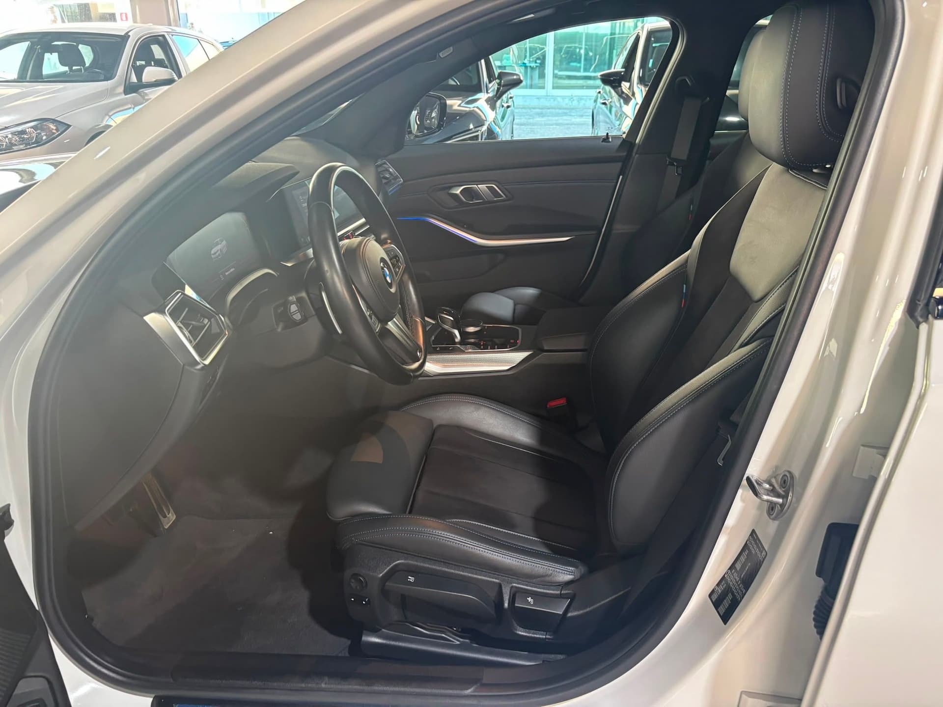 Bmw 320d 48V Touring Msport - Miniatura 10