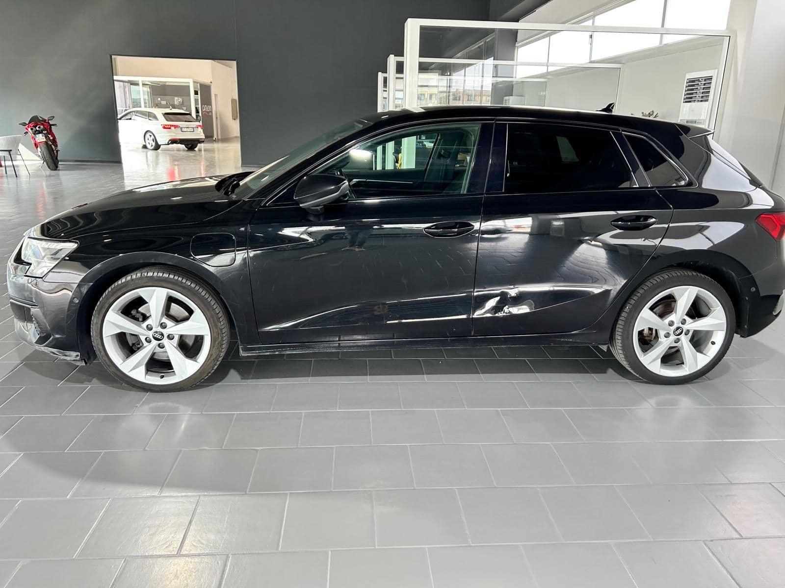 Audi A3 IV 2020 Sportback 40 1.4 tfsi e Business Advanced s-tronic - Miniatura 2