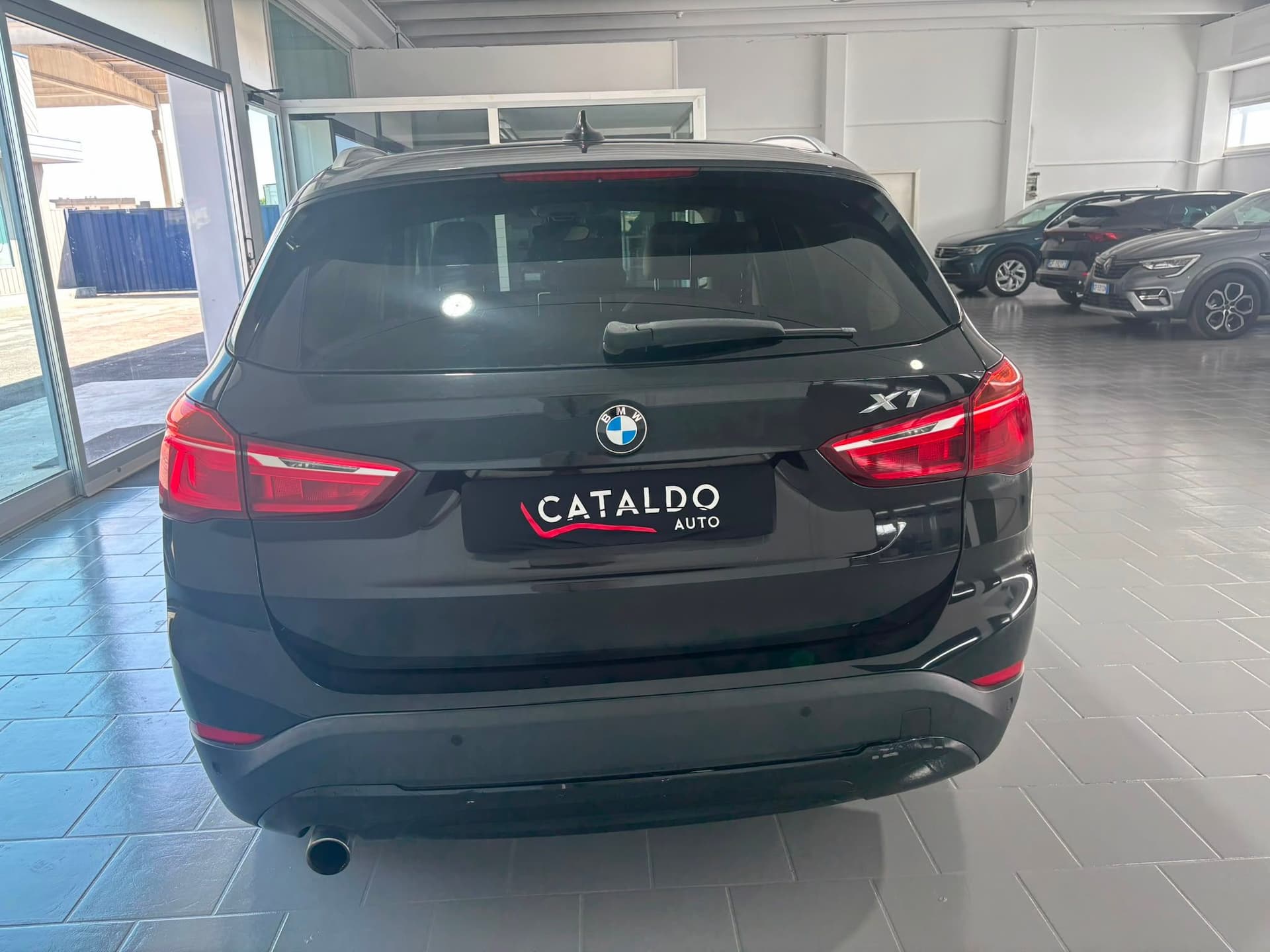 BMW X1 F48 sdrive18d Advantage auto - Miniatura 4