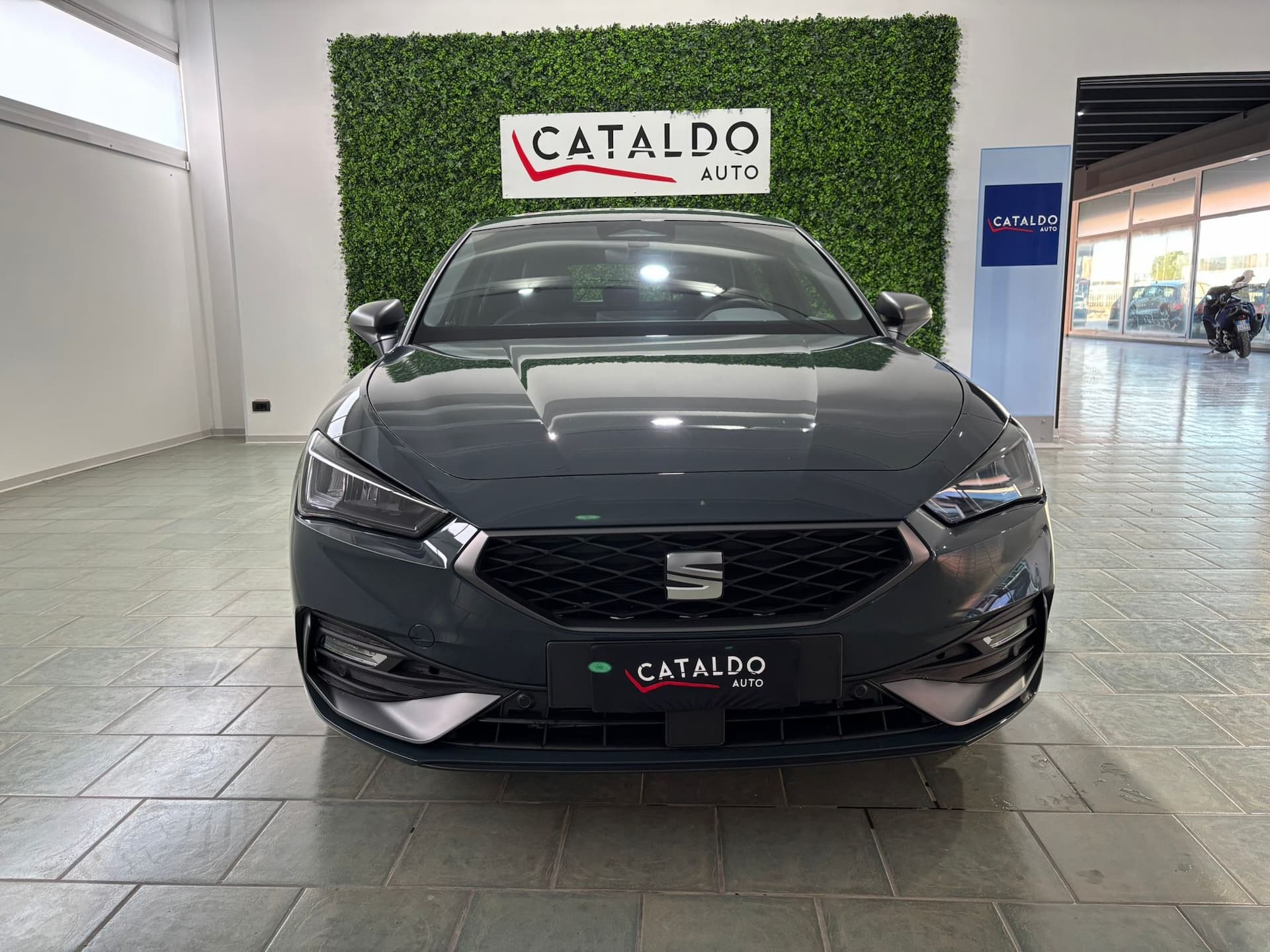 SEAT Leon IV 2020 1.5 hybrid FR 116cv dsg - Miniatura 8