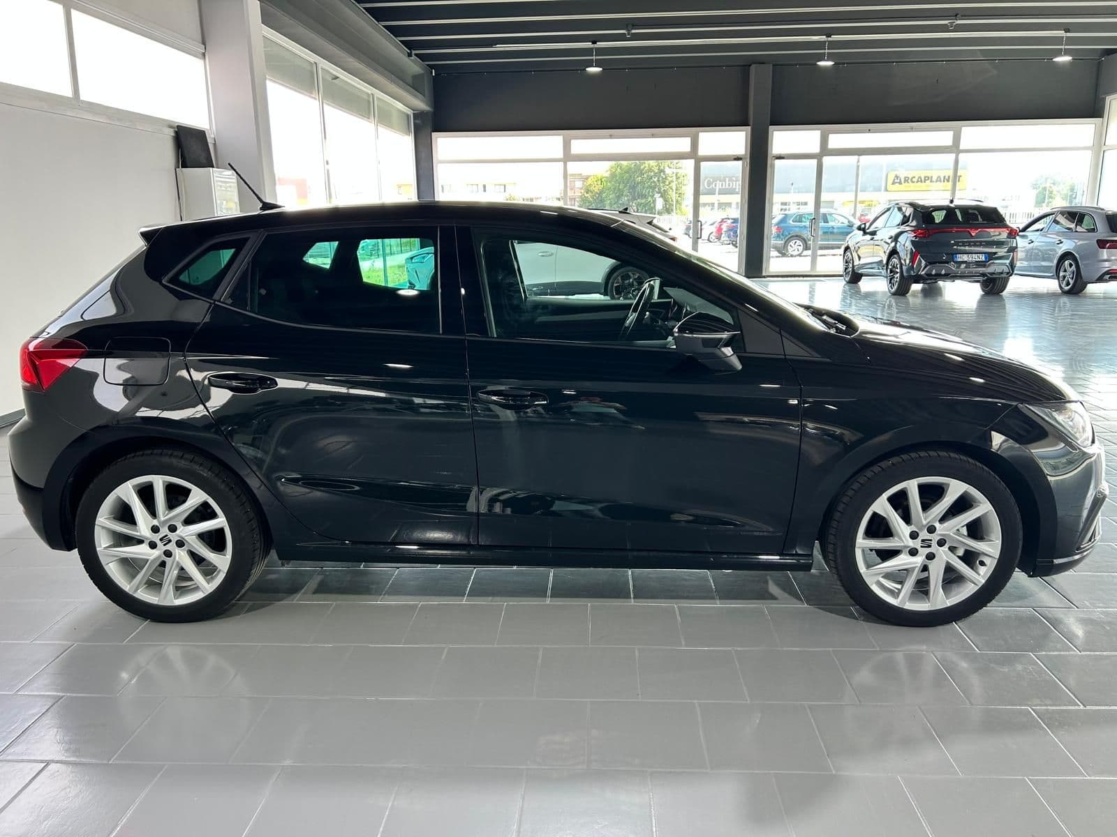 SEAT Ibiza V 2017 1.0 ecotsi FR 95cv - Miniatura 6