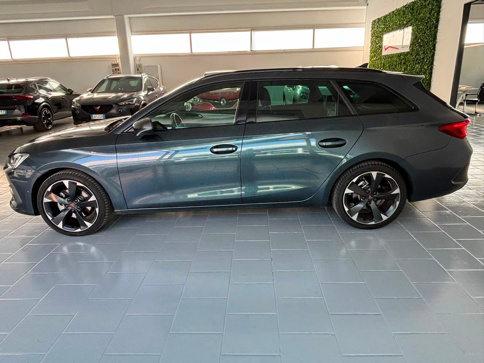 CUPRA Leon Sportstourer 2020 1.5 hybrid 150cv dsg - Miniatura 2