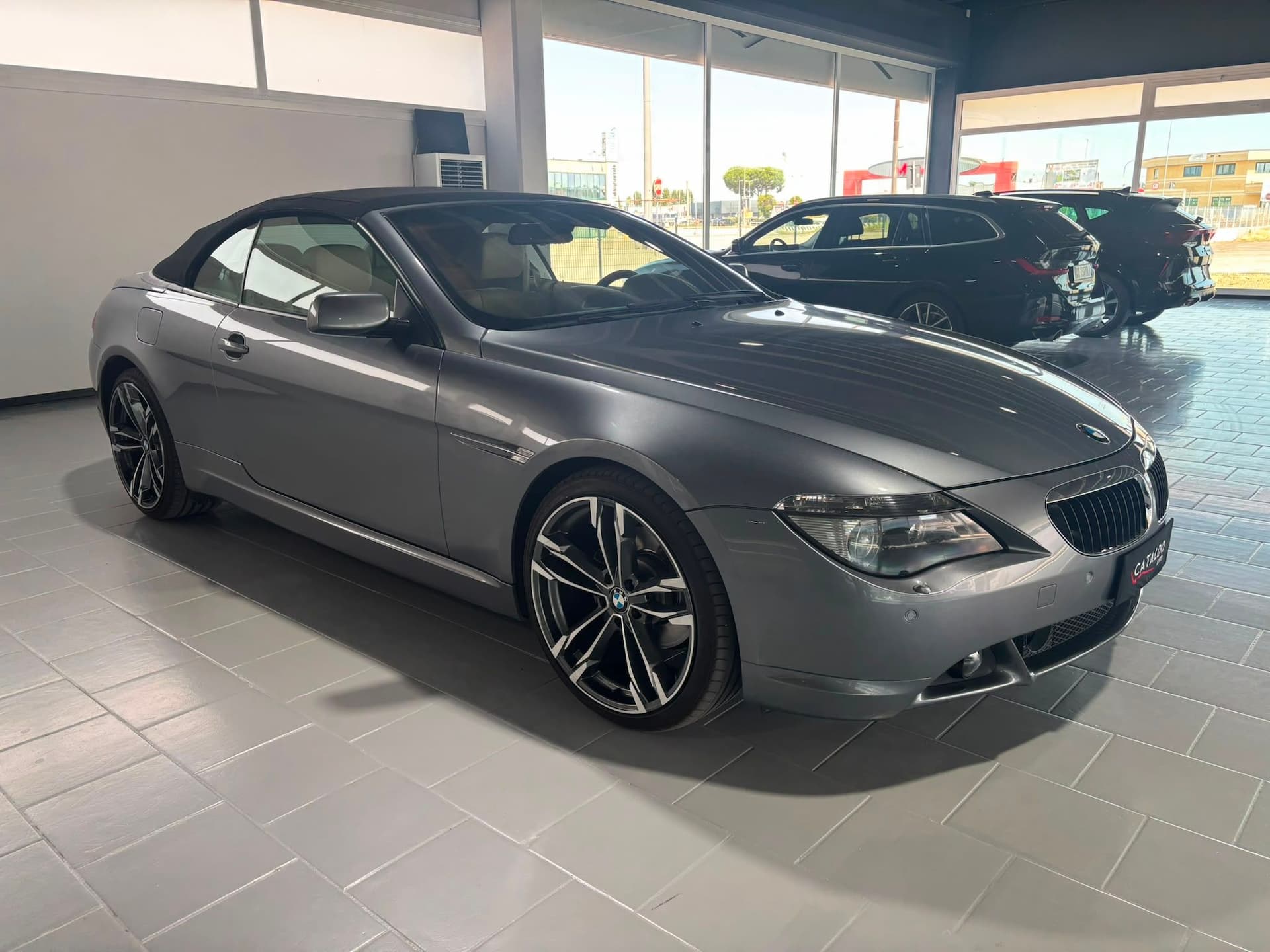 BMW 630Ci Cabrio - Miniatura 7