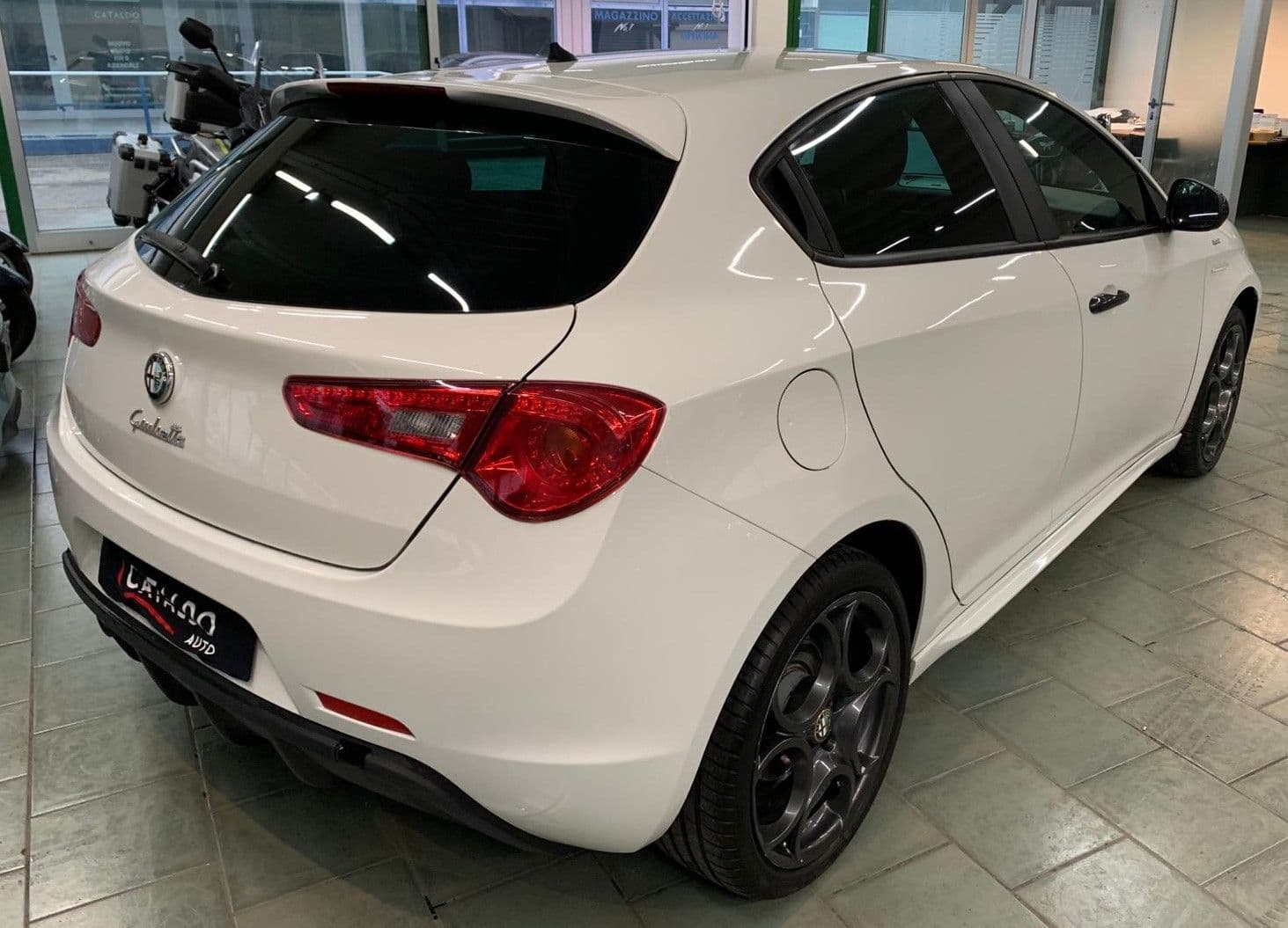 Alfa Romeo Giulietta 1.4 Turbo 120 CV GPL Sprint - Miniatura 5
