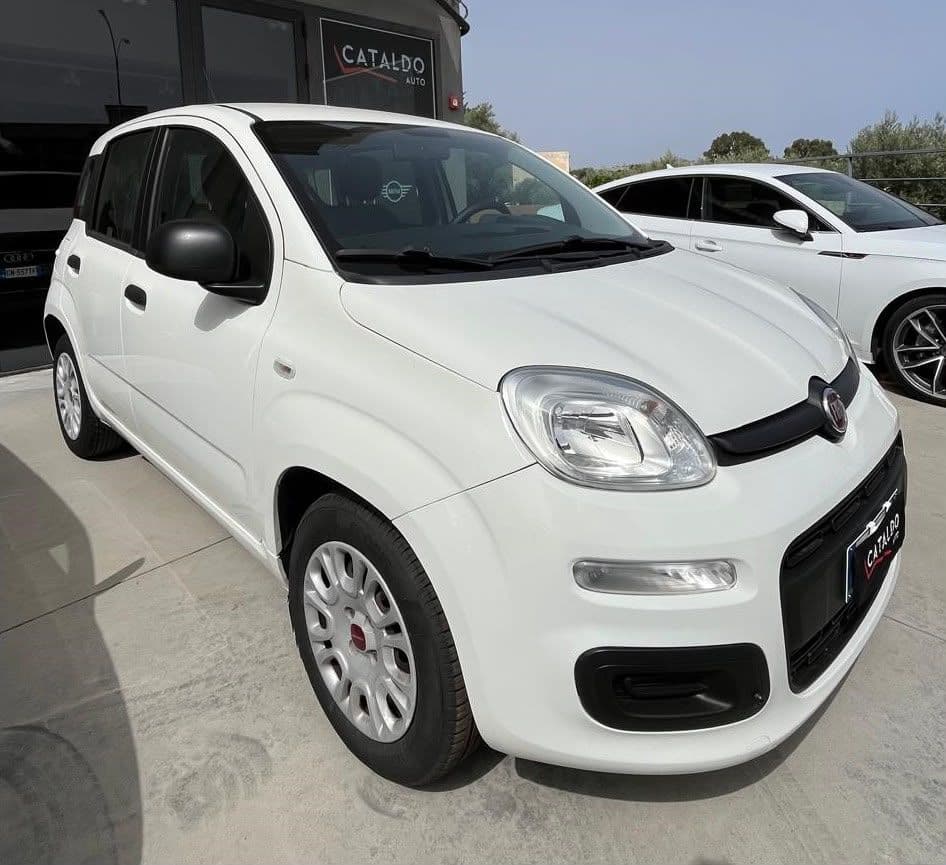 Fiat Panda III 2016 1.2 Lounge 69cv - Miniatura 5
