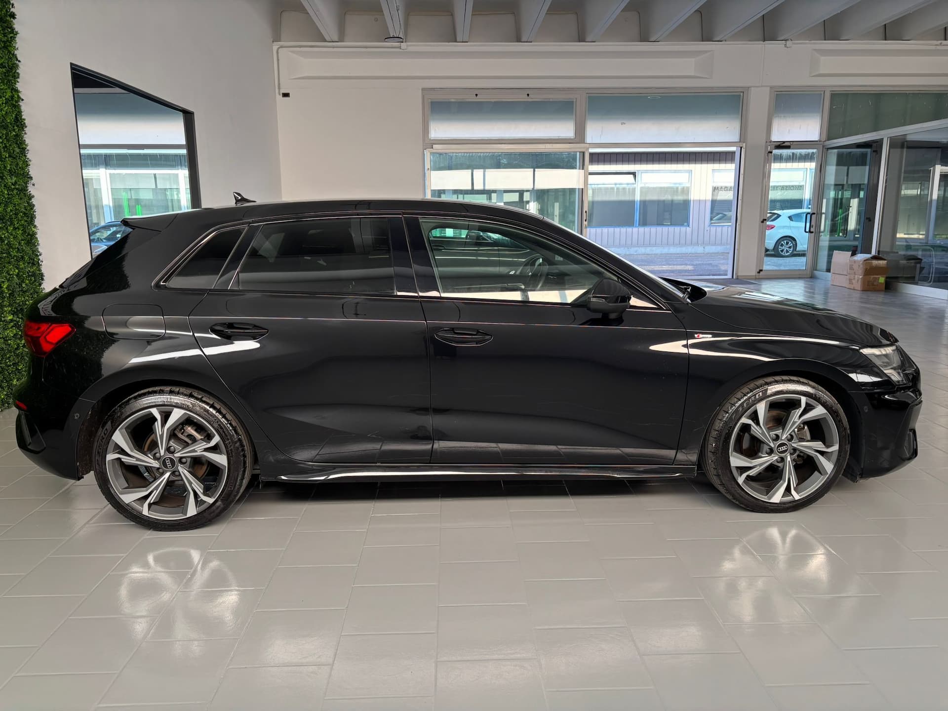 Audi A3 IV 2020 Sportback 30 2.0 tdi S line edition s-tronic - Miniatura 6