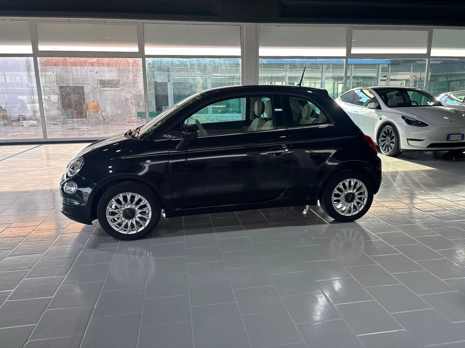 Fiat 500 III 2015 1.2 Lounge 69cv - Miniatura 2