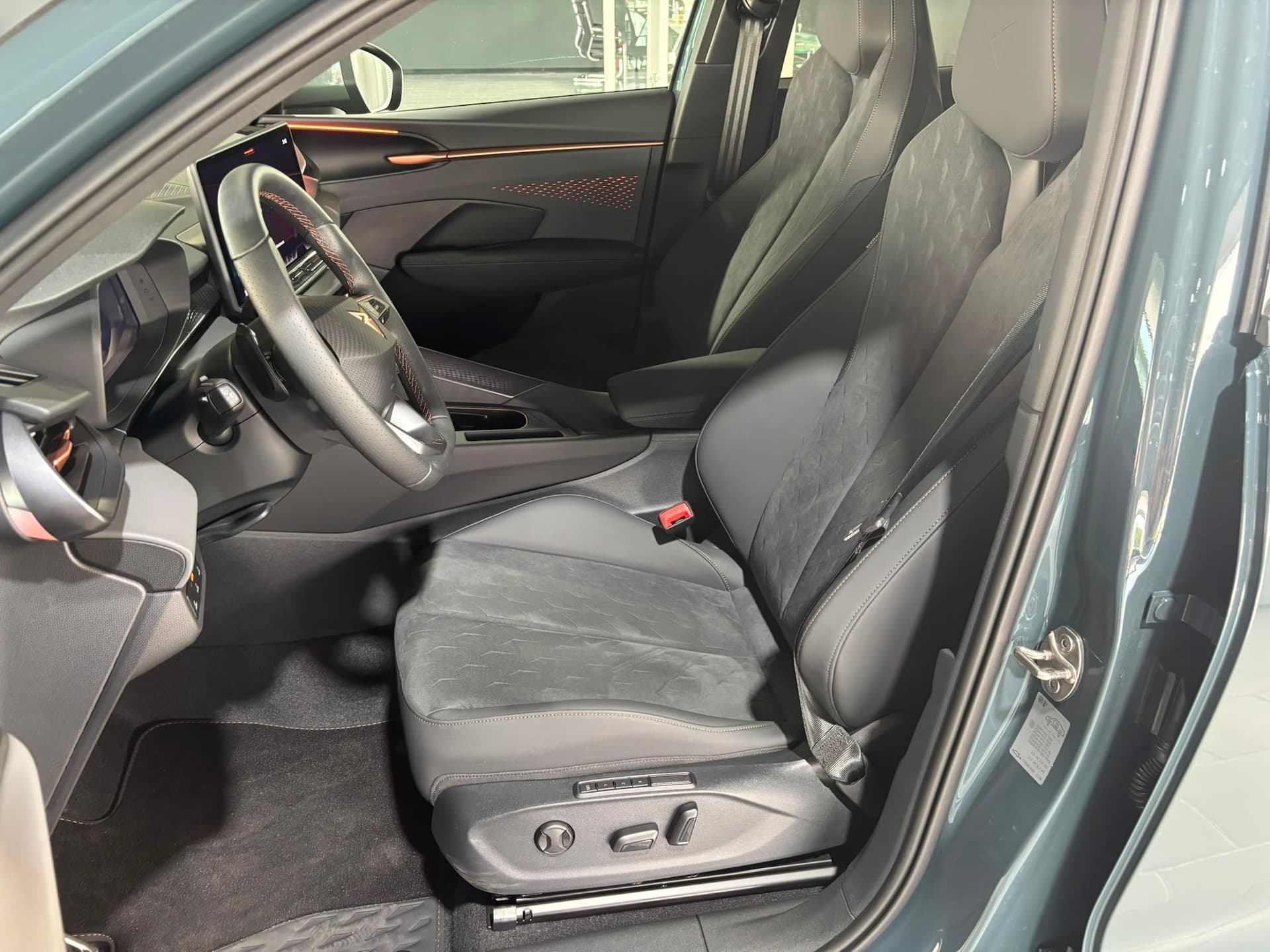 CUPRA Terramar 1.5 e-hybrid 150cv dsg IMPULSE - Miniatura 10