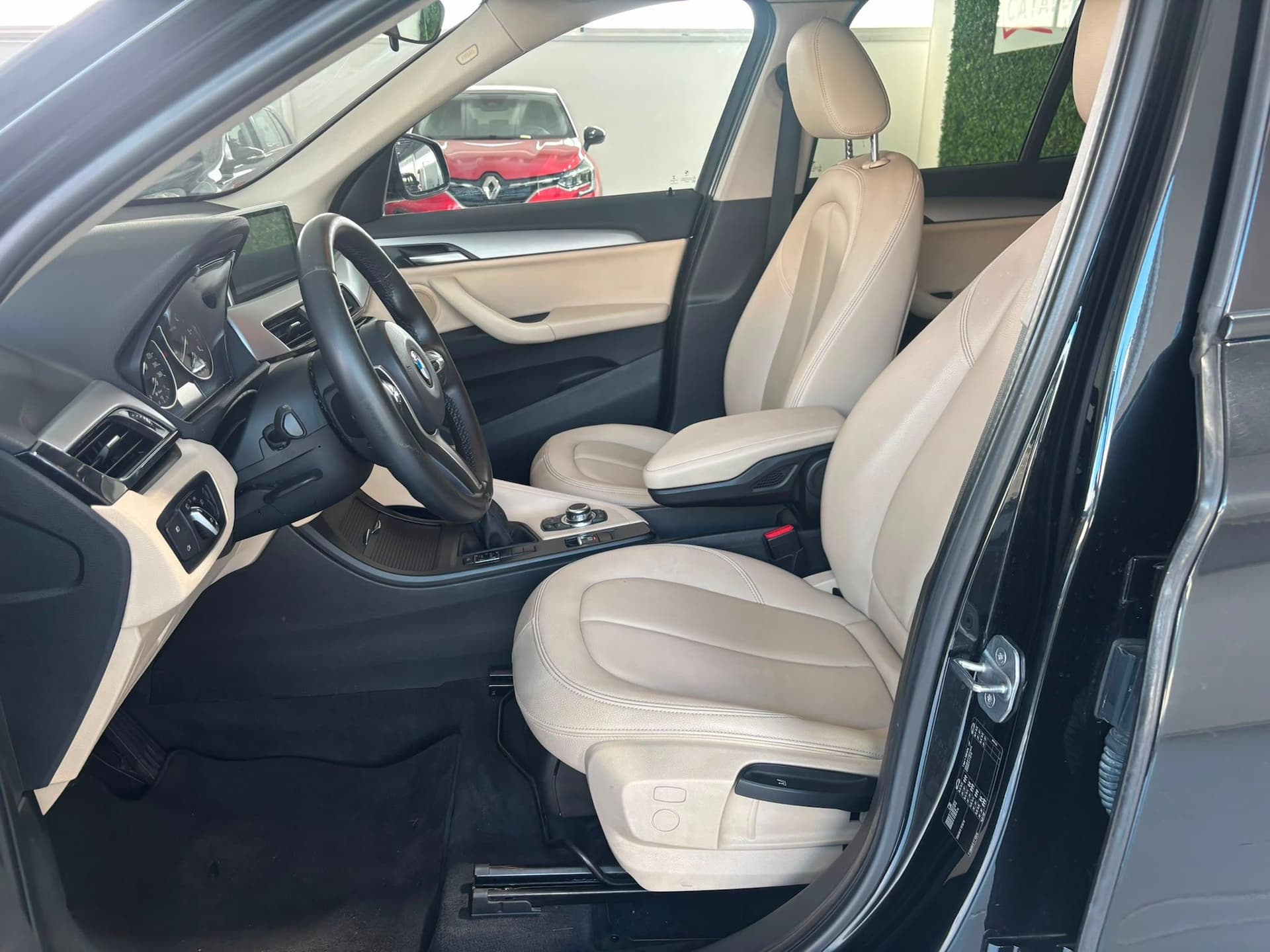 BMW X1 F48 sdrive18d Advantage auto - Miniatura 10