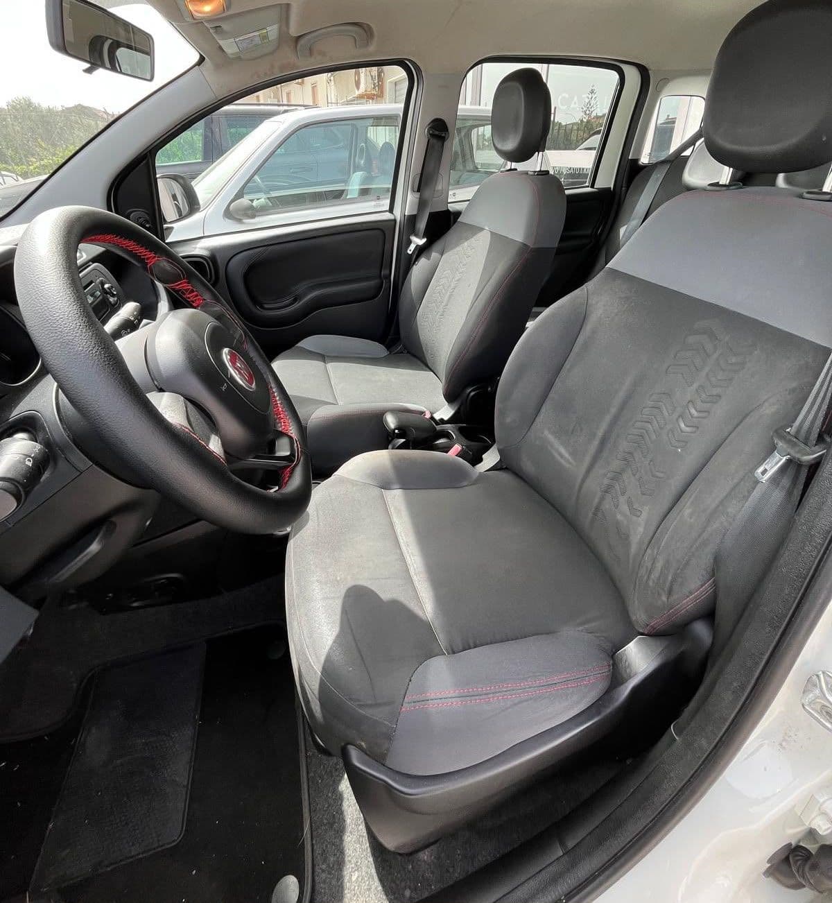 Fiat Panda III 2016 1.2 Lounge 69cv - Miniatura 8