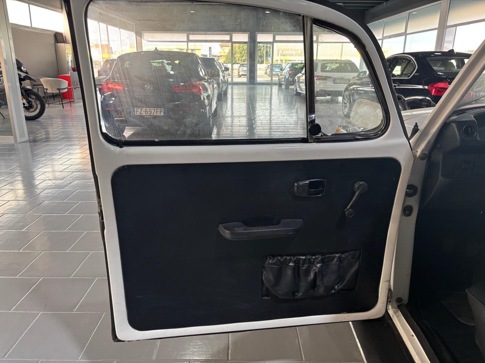Volkswagen Maggiolino 1.2 L (messico) - Miniatura 9